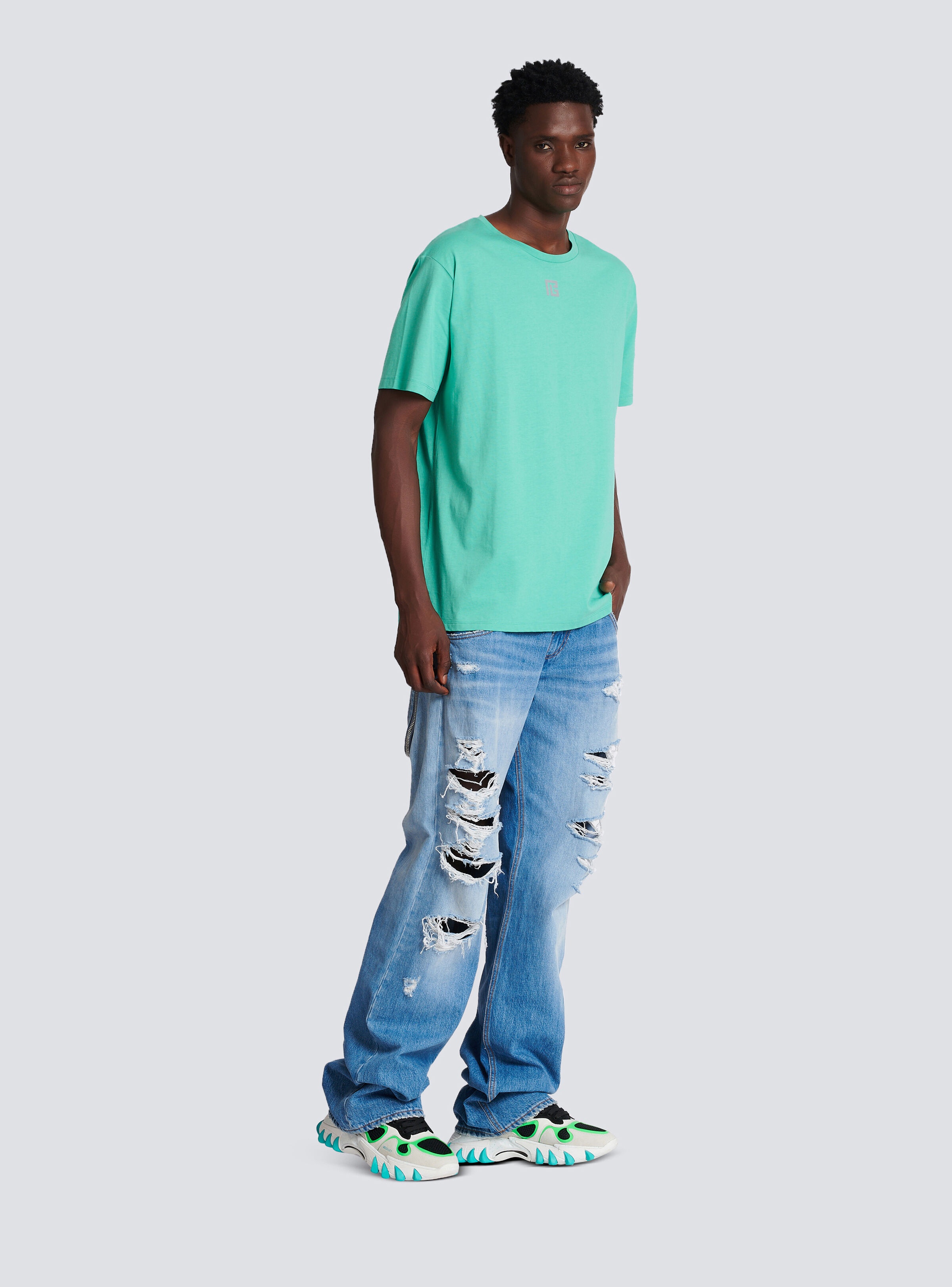 T-shirt in eco-responsible cotton with reflective Balmain maxi logo print - 3