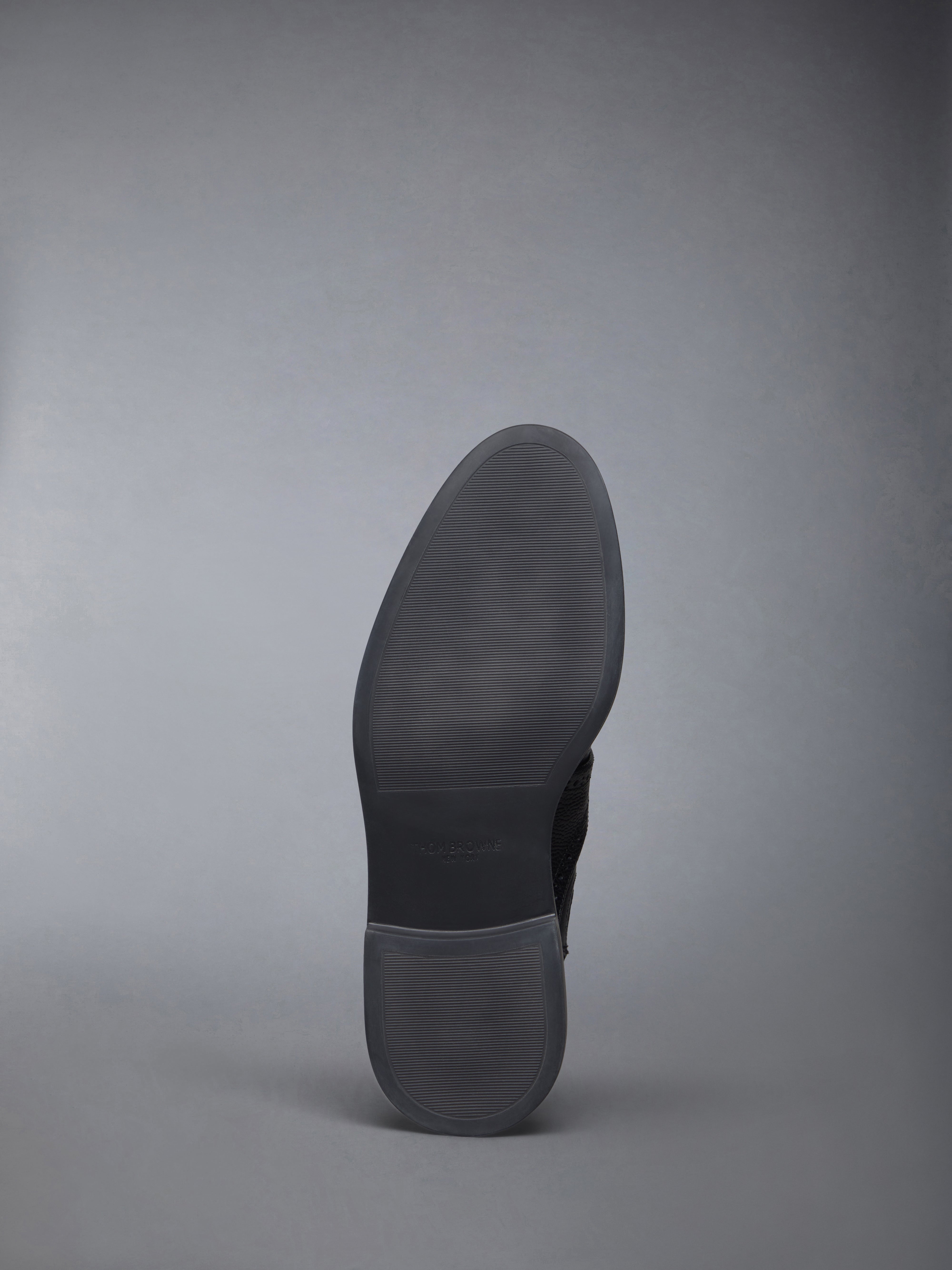 PEBBLE GRAIN LIGHTWEIGHT RUBBER SOLE BROGUED BOW CHELSEA BOOTS - 6