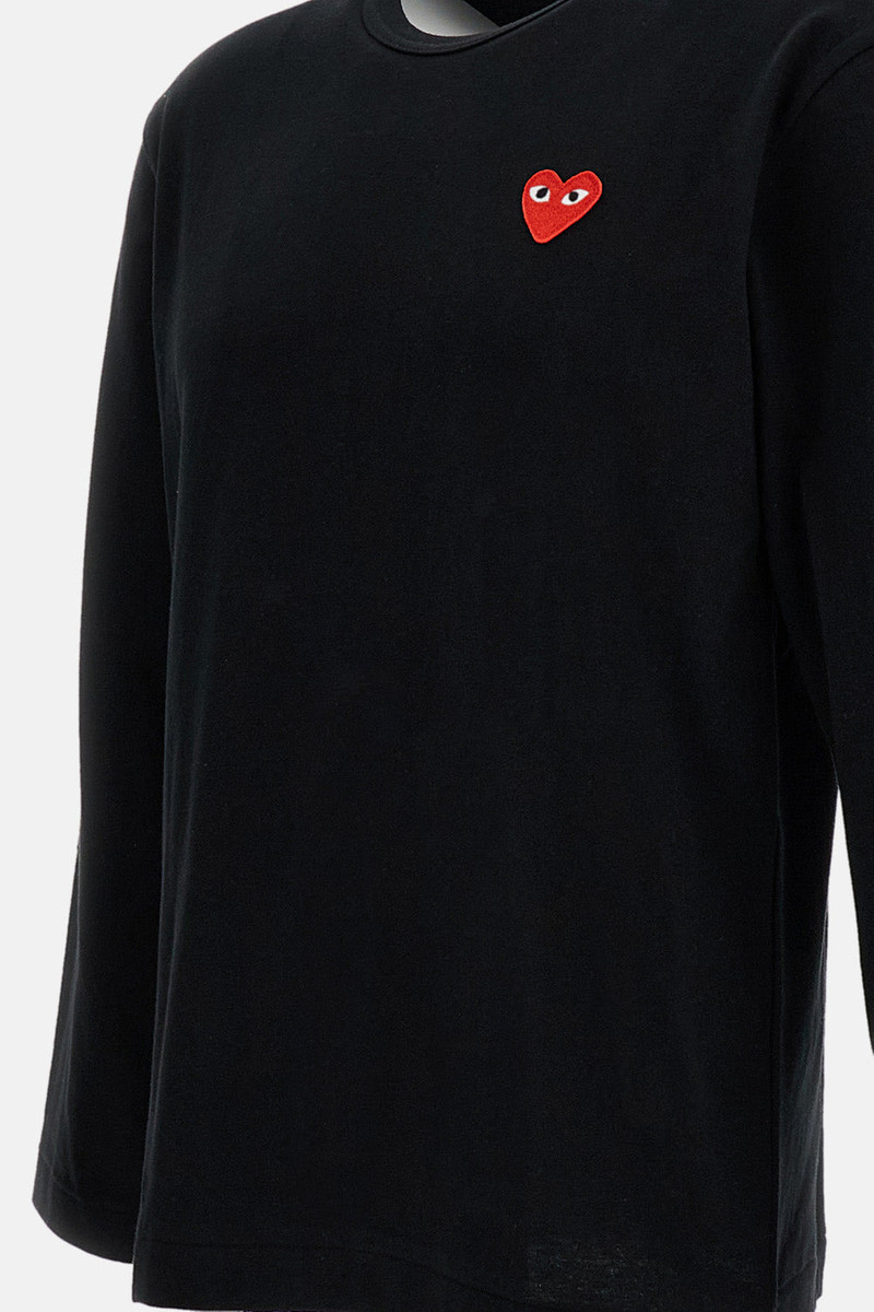 Red Heart Emblem T-Shirt 3