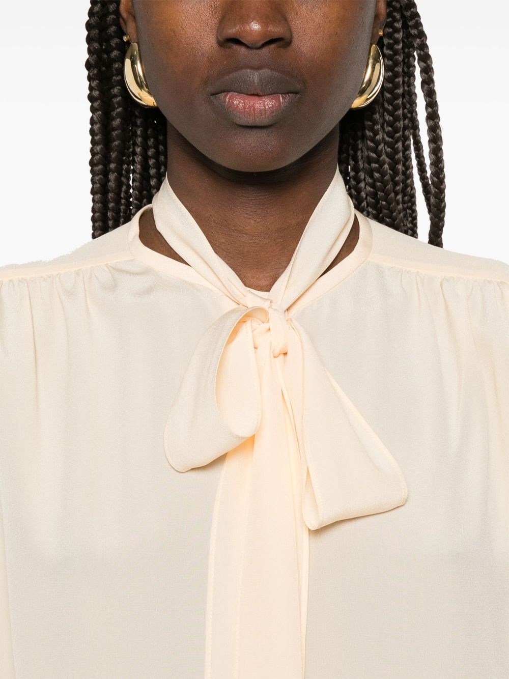 attached-scarf shirt - 5
