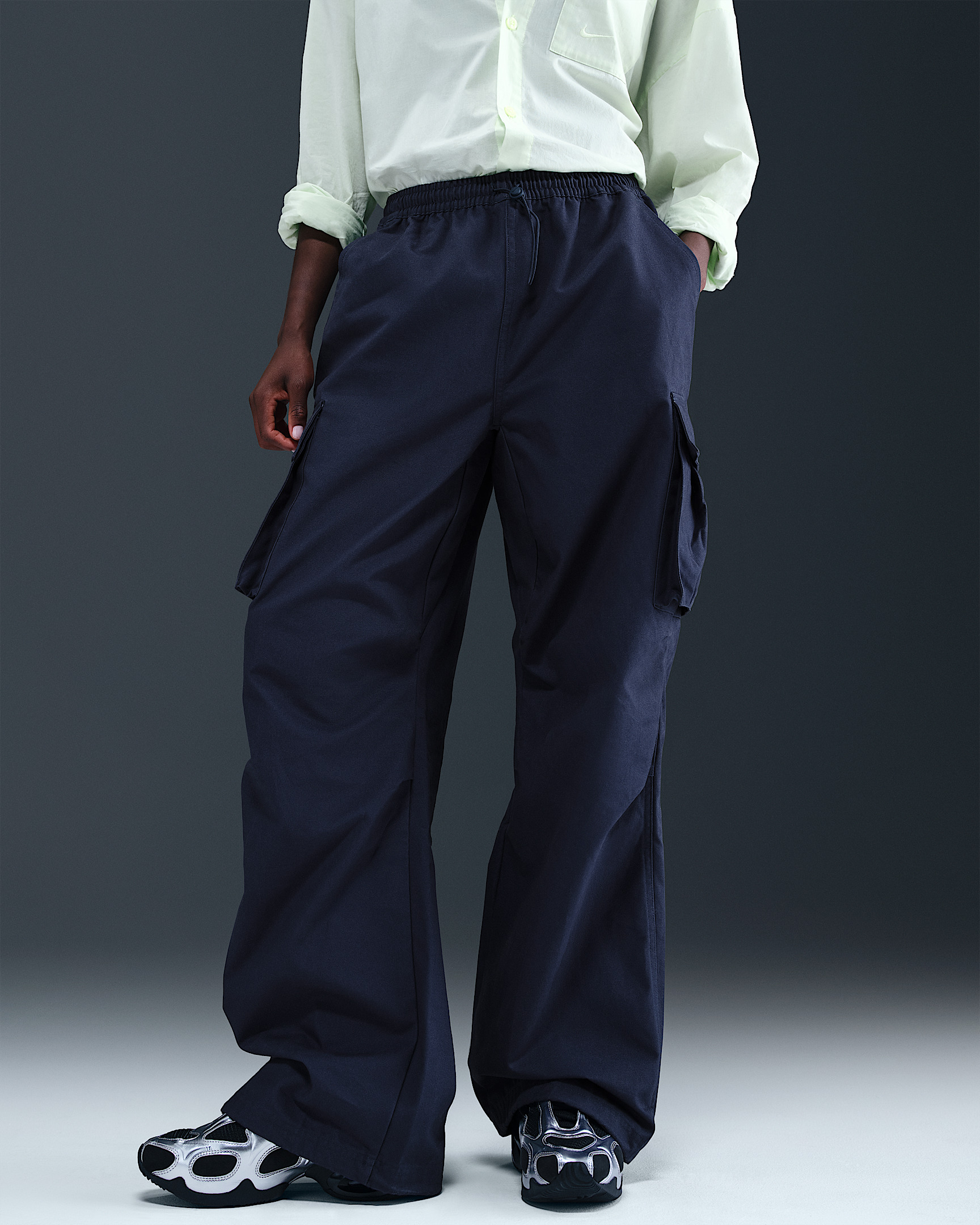 Nike Sportswear Women's Mid-Rise Oversized Woven Cargo Pants - 2