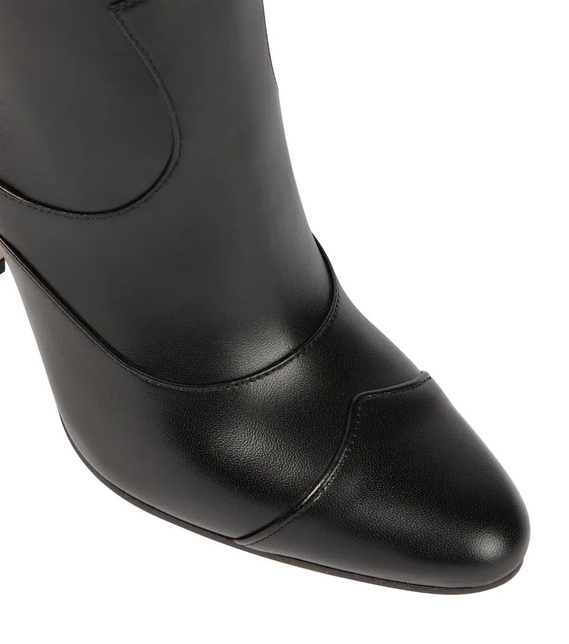 Leather boots 6