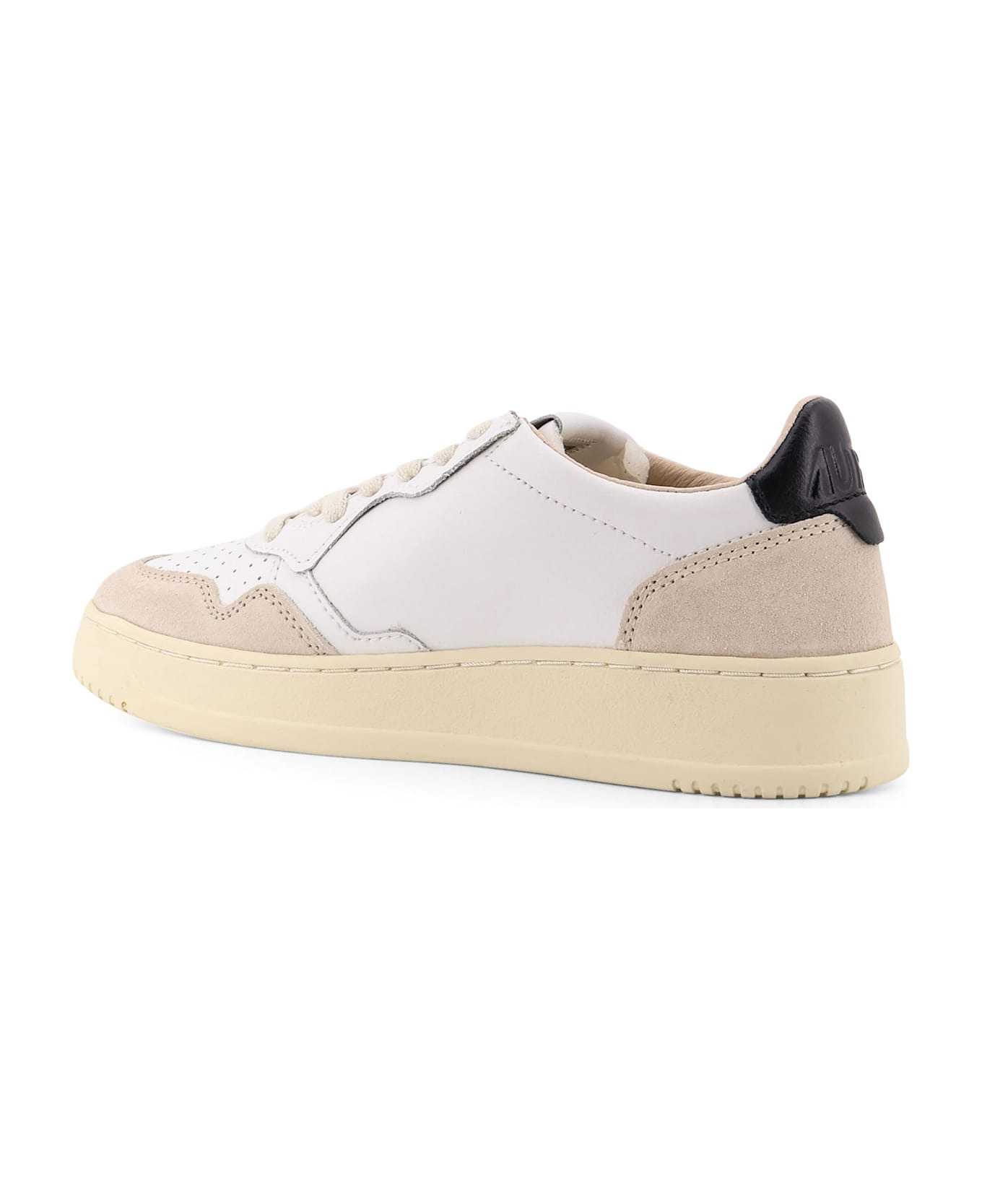Medalist Low Leather Low-top Sneakers With Suede Inserts - 3
