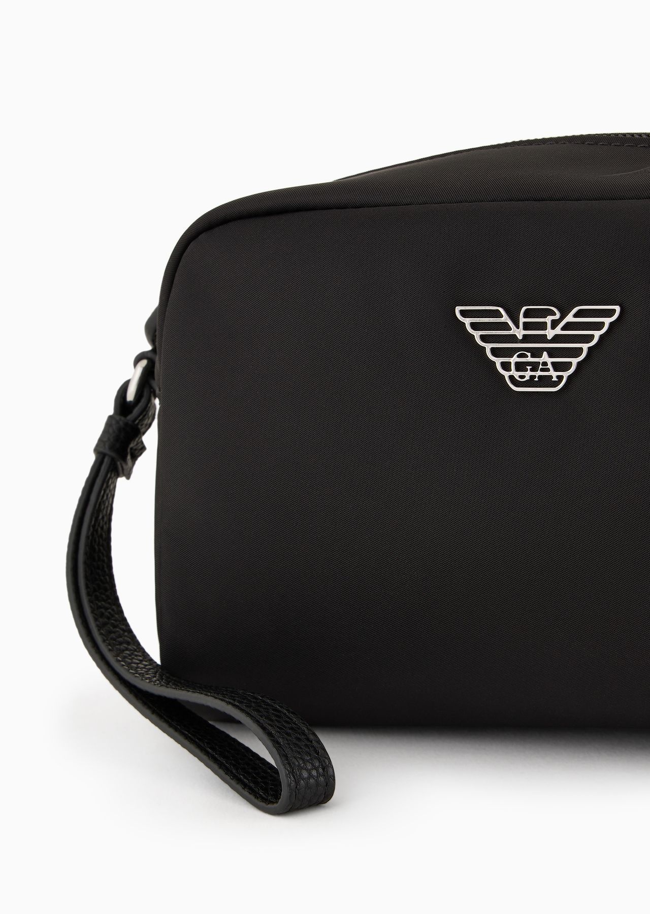 ASV recycled nylon washbag with eagle plaque - 4