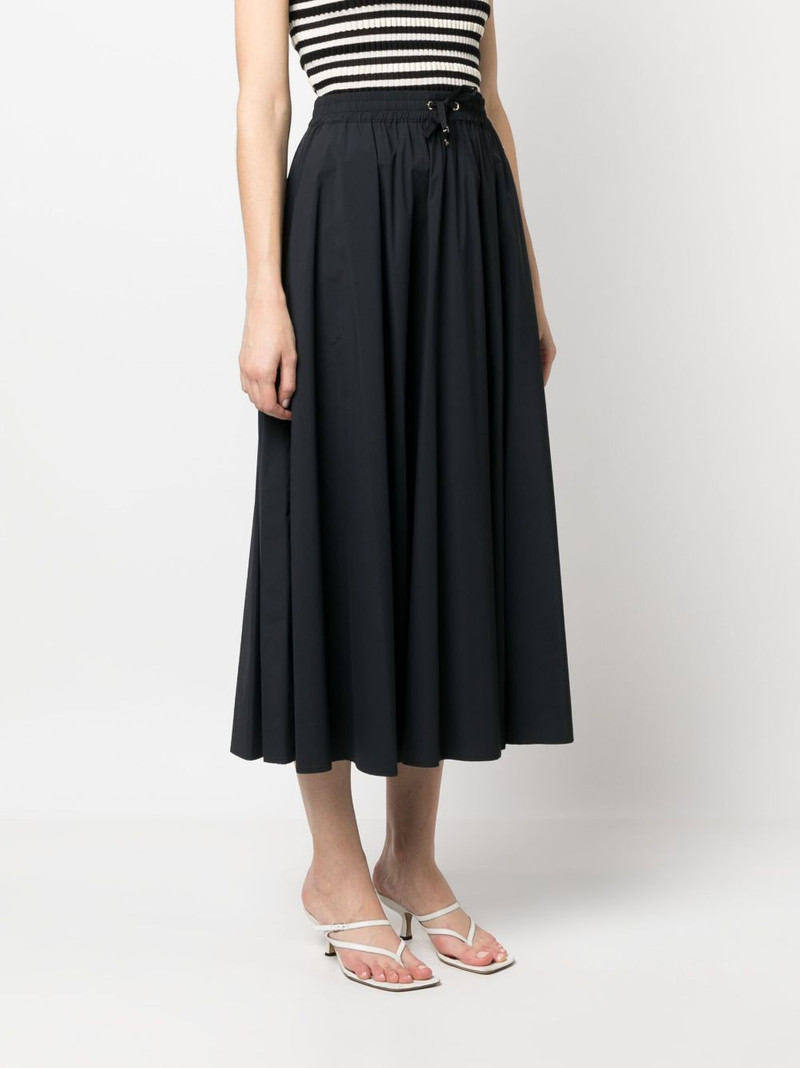 mid-length flared skirt 3