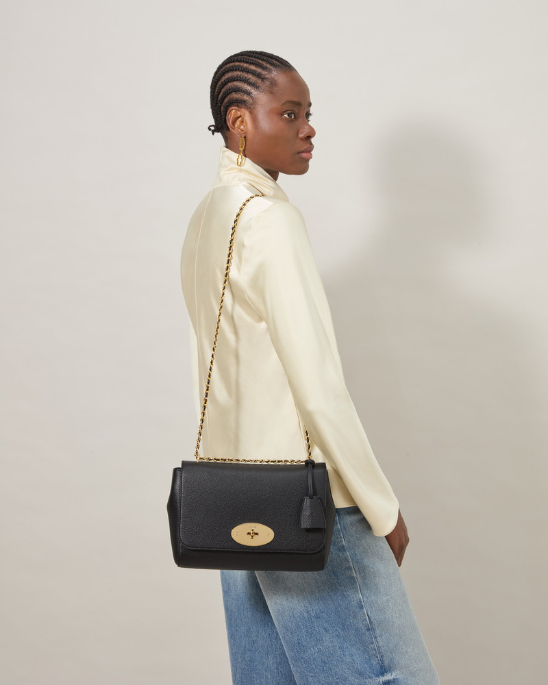 Mulberry Medium Lily
Black Glossy Goat outlook