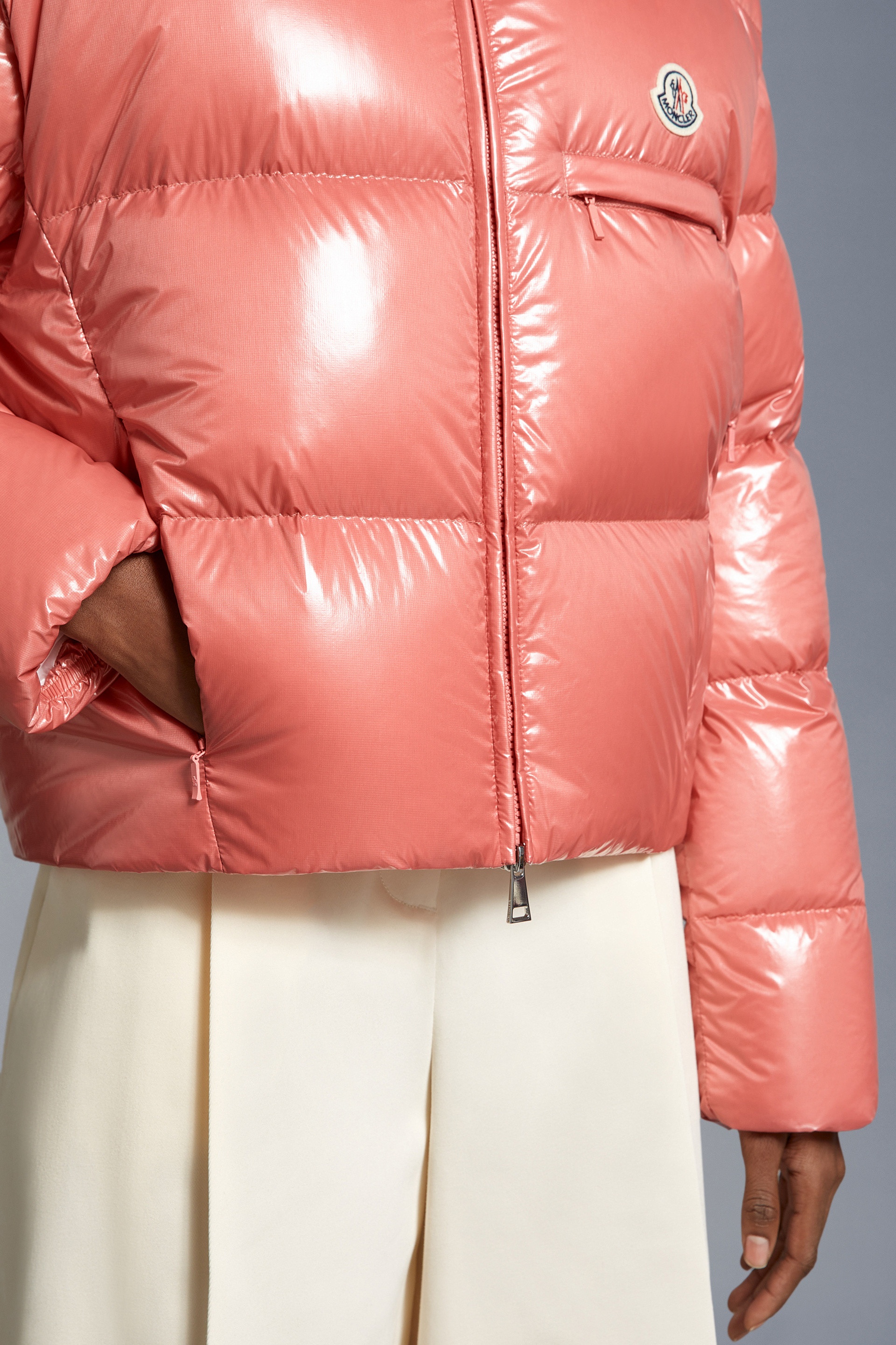 ダウンジャケット・コート MONCLER | Almo Short Down Jacket Moncler Almo Short Down Jacket | REVERSIBLE