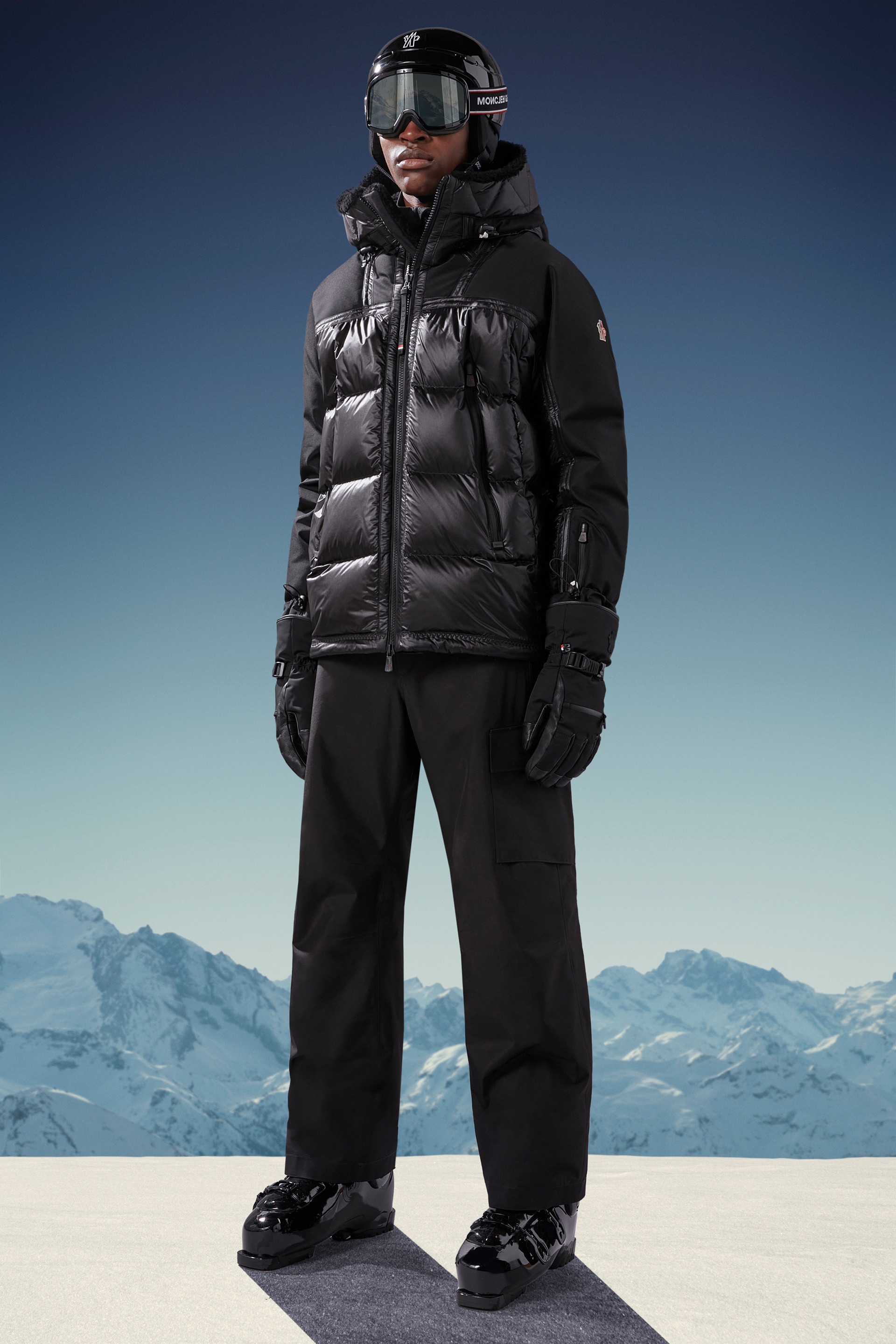 [タックン0417]MONCLER &  Moncler Morgins Short Down Jacket - I20971A0005953071999 | REVERSIBLE