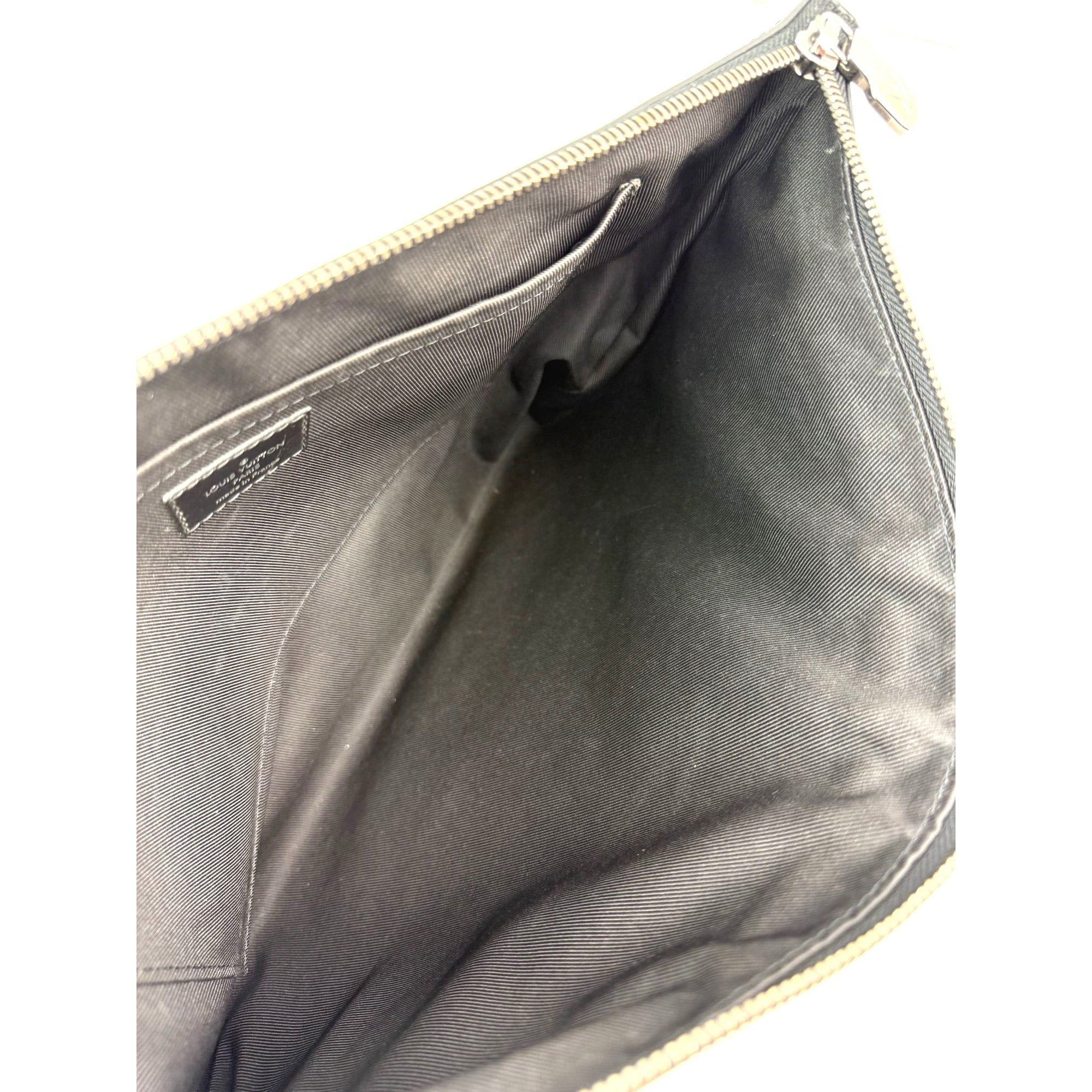 Louis Vuitton Black Monogram Eclipse Discovery GM Pochette Clutch Bag - 3
