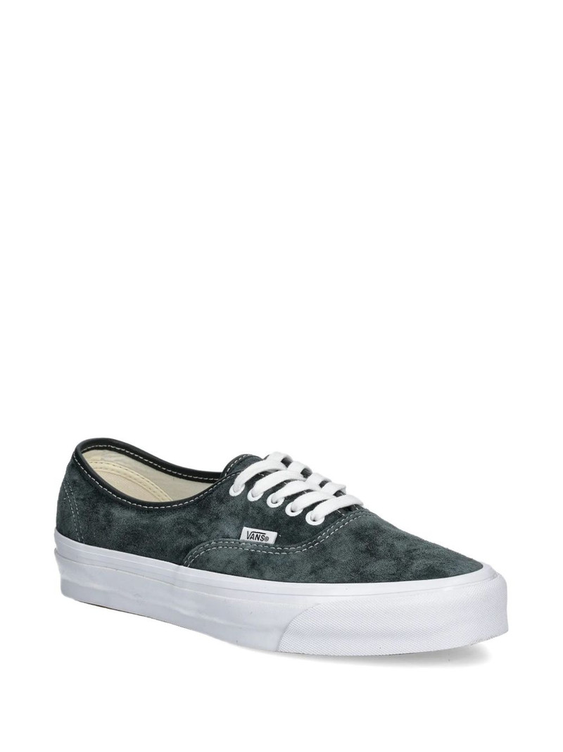 Vans Authentic suede sneakers outlook