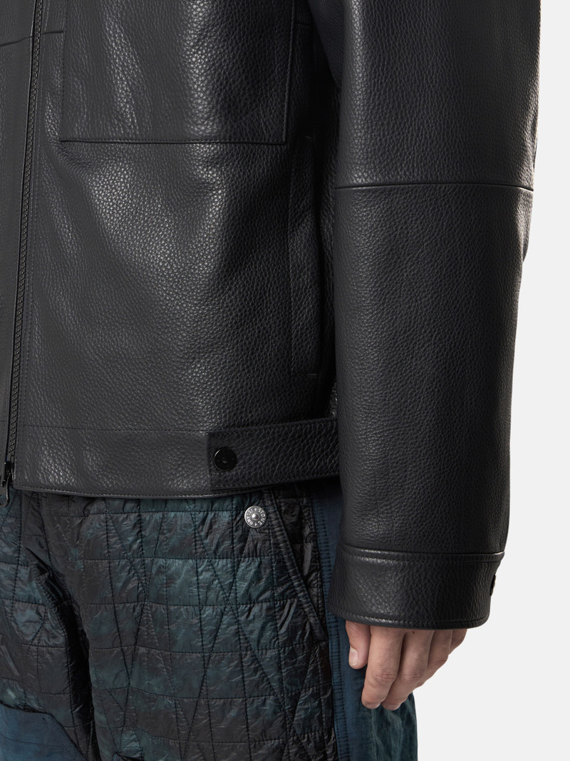 0100002 MATT GRAIN LEATHER 5