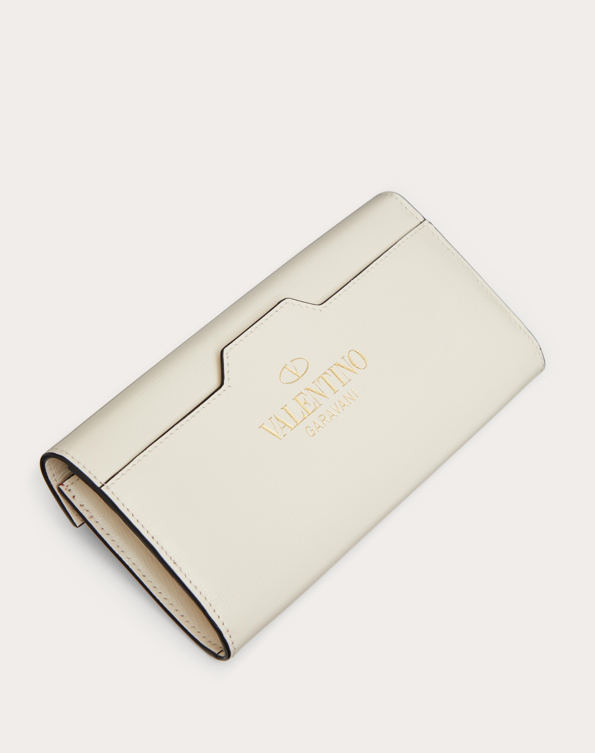 ROCKSTUD WALLET IN GRAINY CALFSKIN - 3
