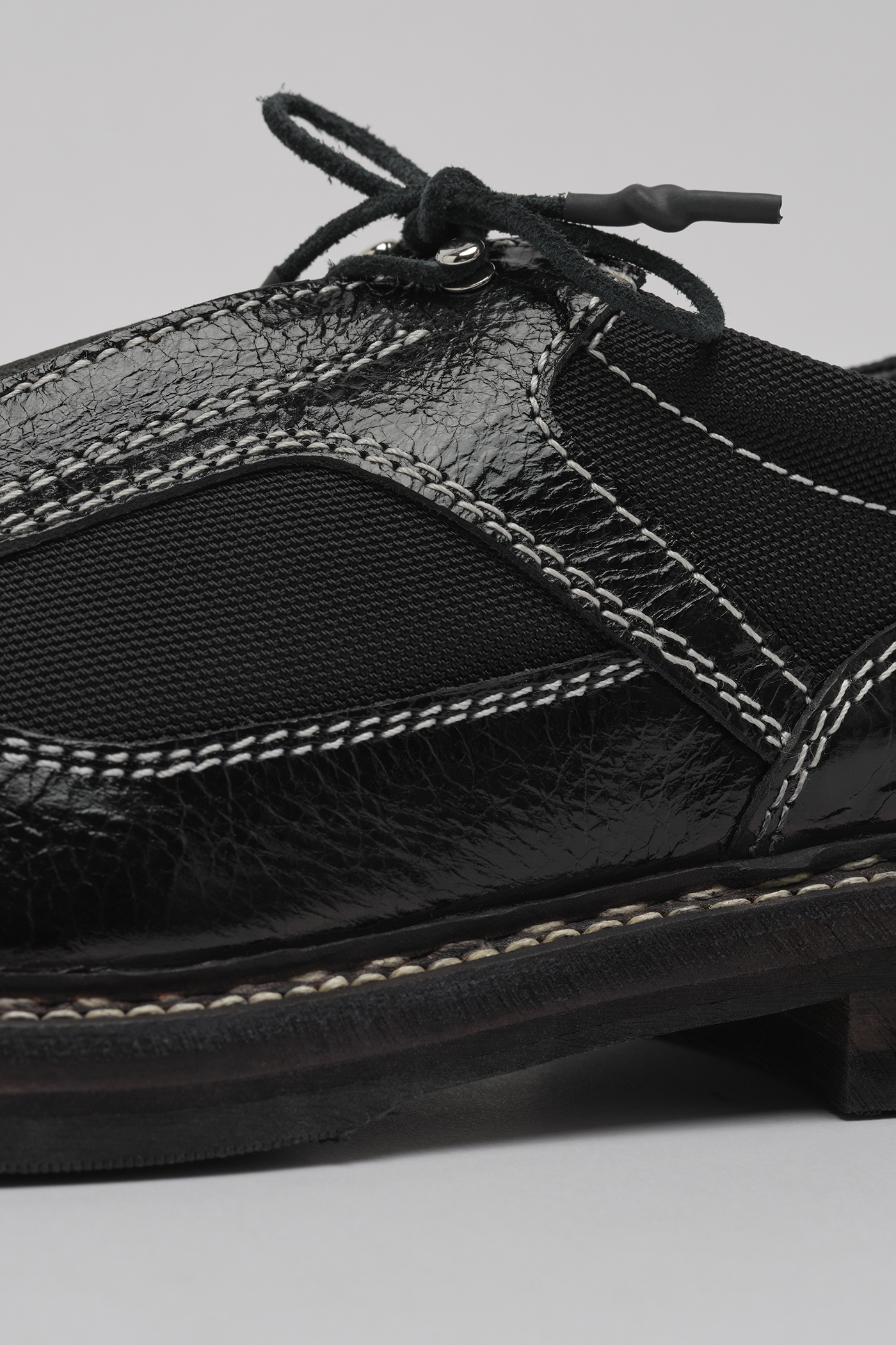 Cyber Derby Black Cracked Patent Leather - 5