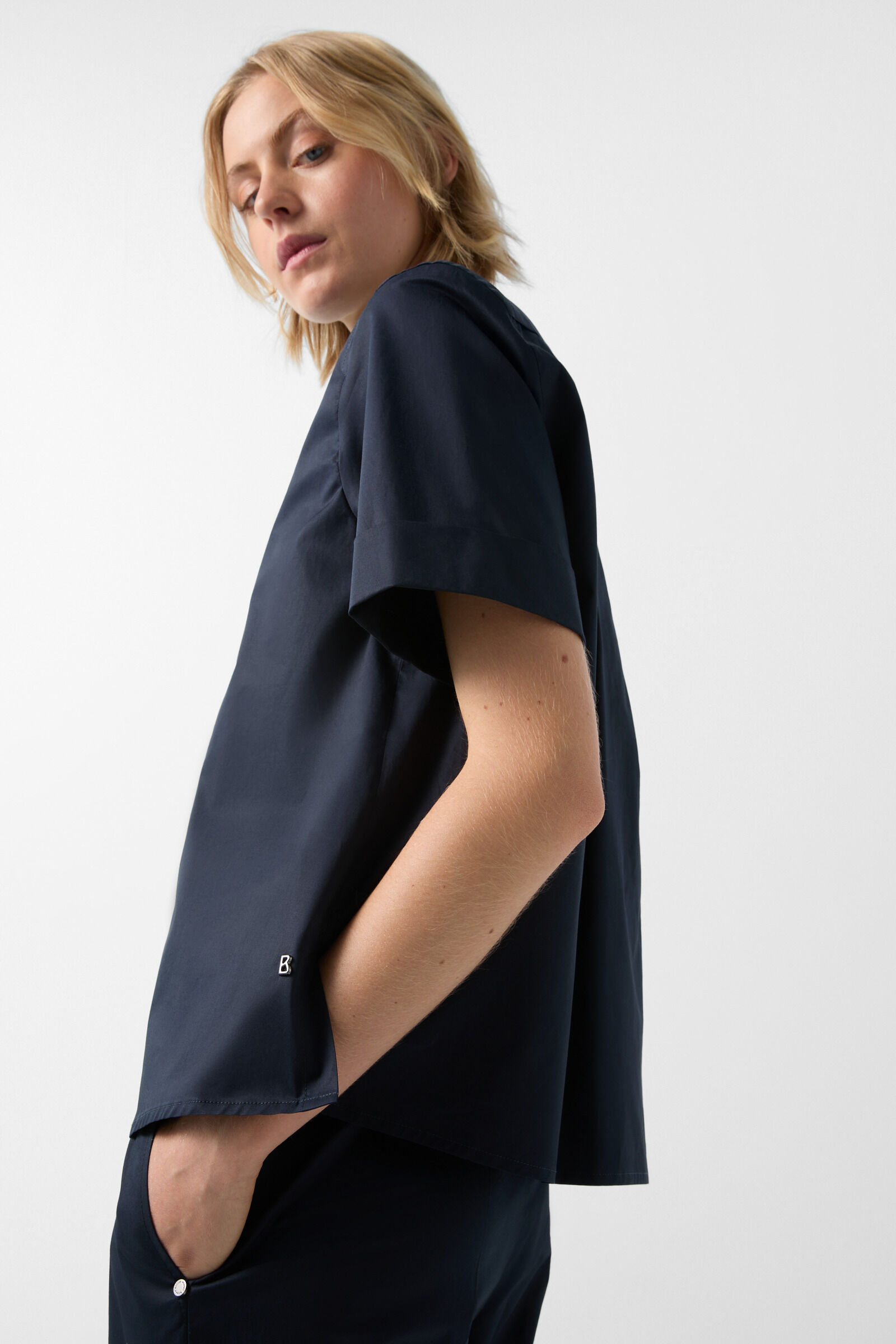 Avril Short-sleeve blouse in Navy blue - 5