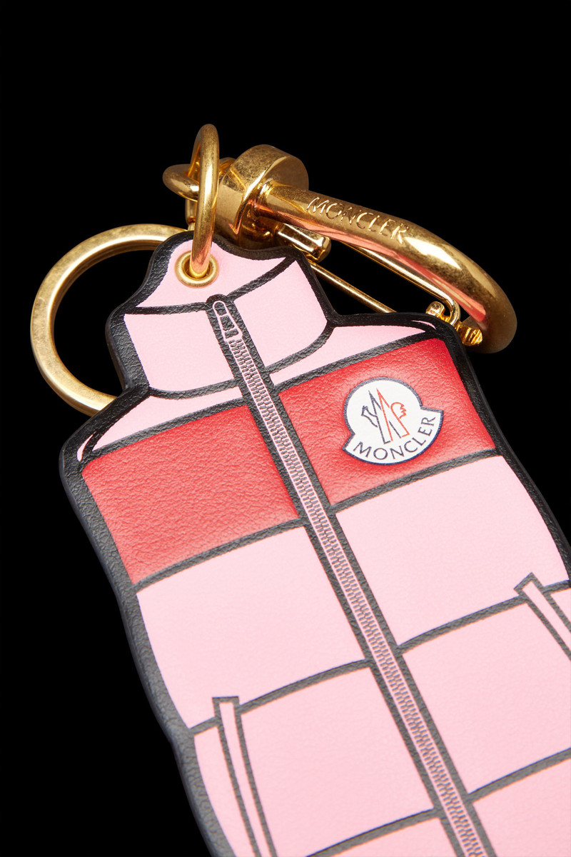 Vest-Shaped Key Ring 3