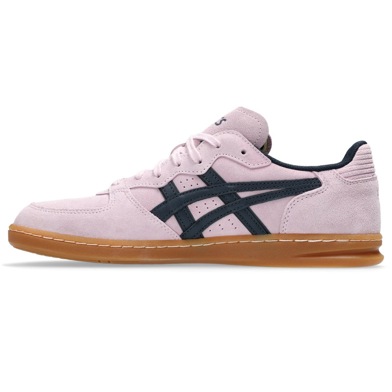 Asics SKYHAND OG x HAY outlook
