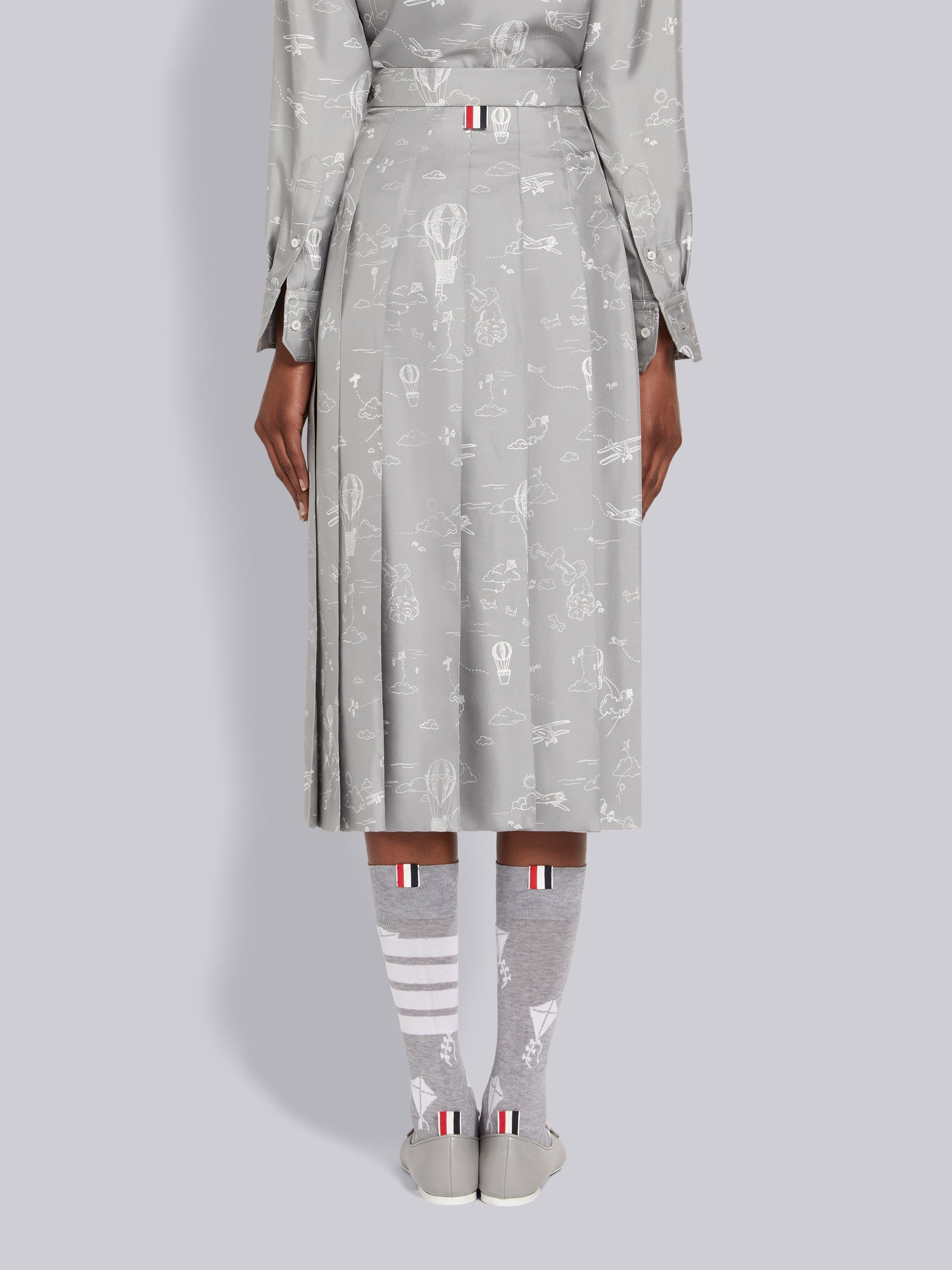 Medium Grey Sky Toile Printed Silk Twill Dropped Back Pleated Below the Knee Skirt - 3