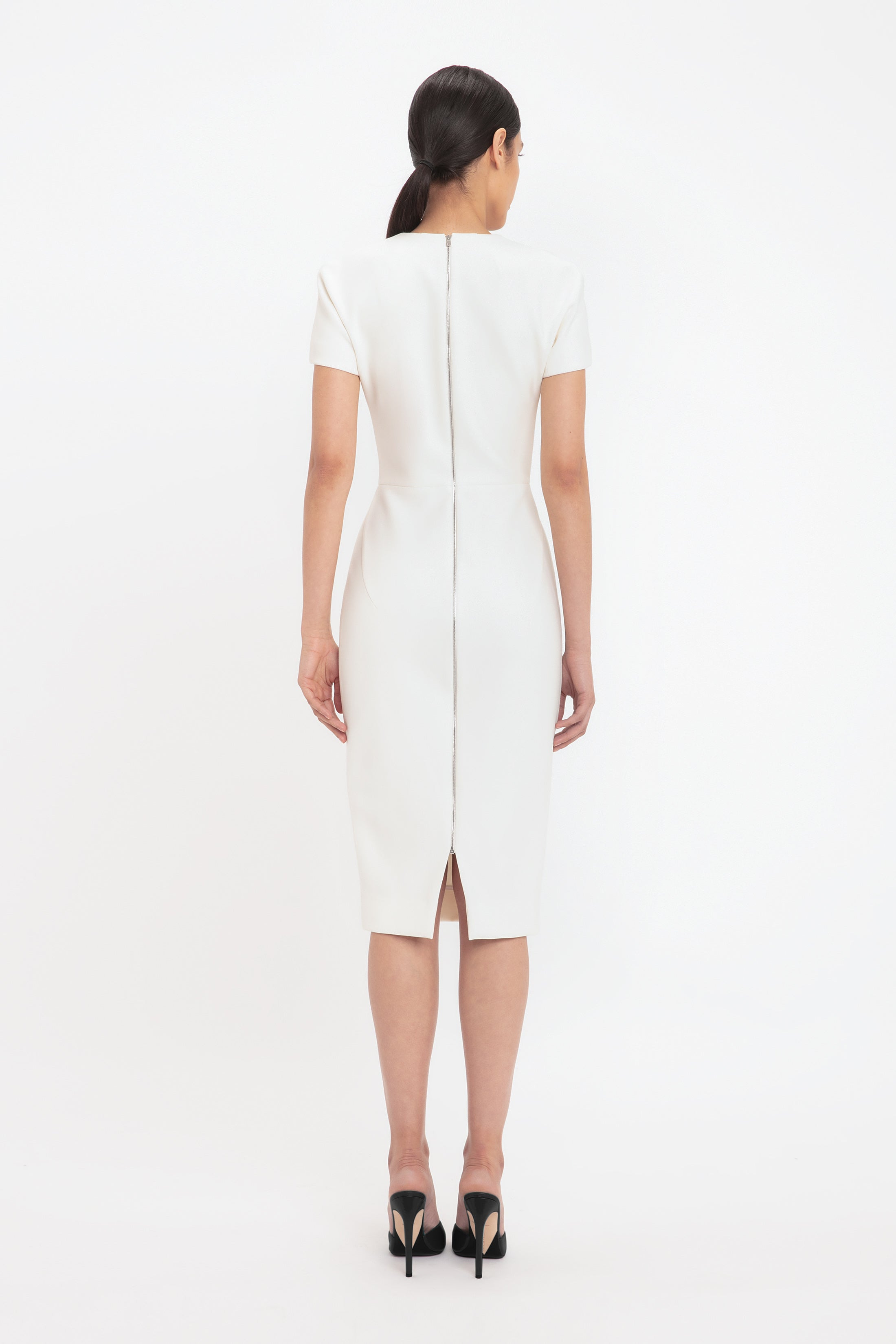 Fitted T-shirt Dress In Ivory - 4