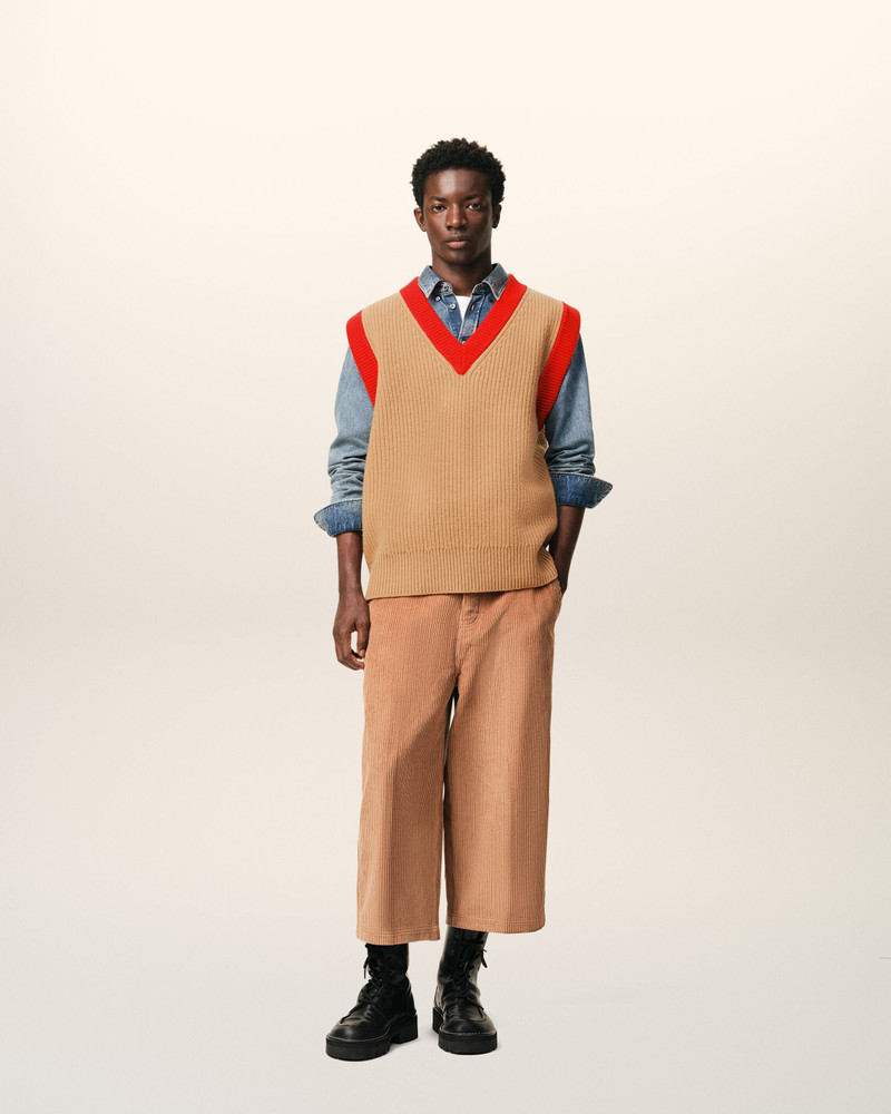 AMI Paris BROWN WOOL SLEEVELESS V NECK SWEATER outlook