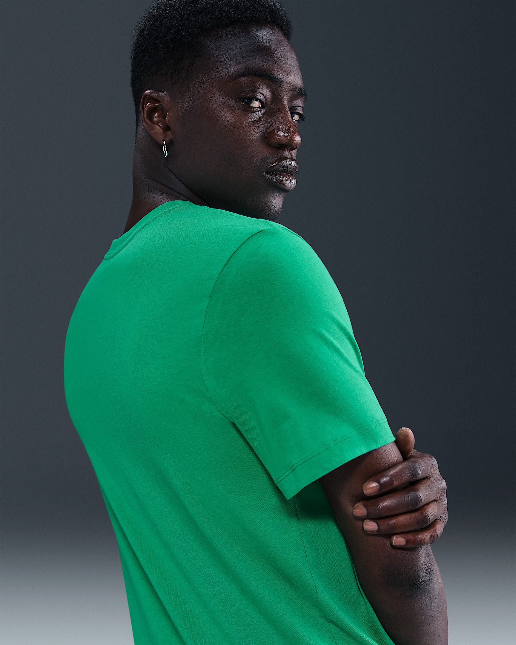 Nike Sportswear Men's T-Shirt - 2