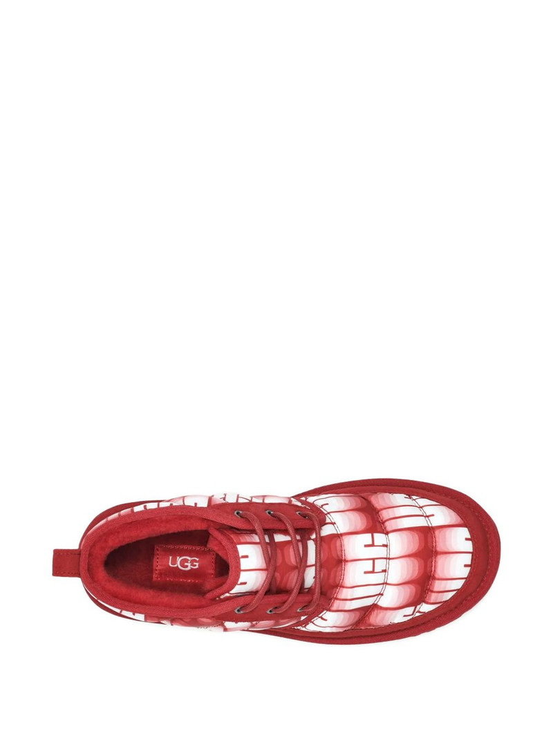 UGG Neumel LTA Wavelength Chukka "Red/White" boots outlook