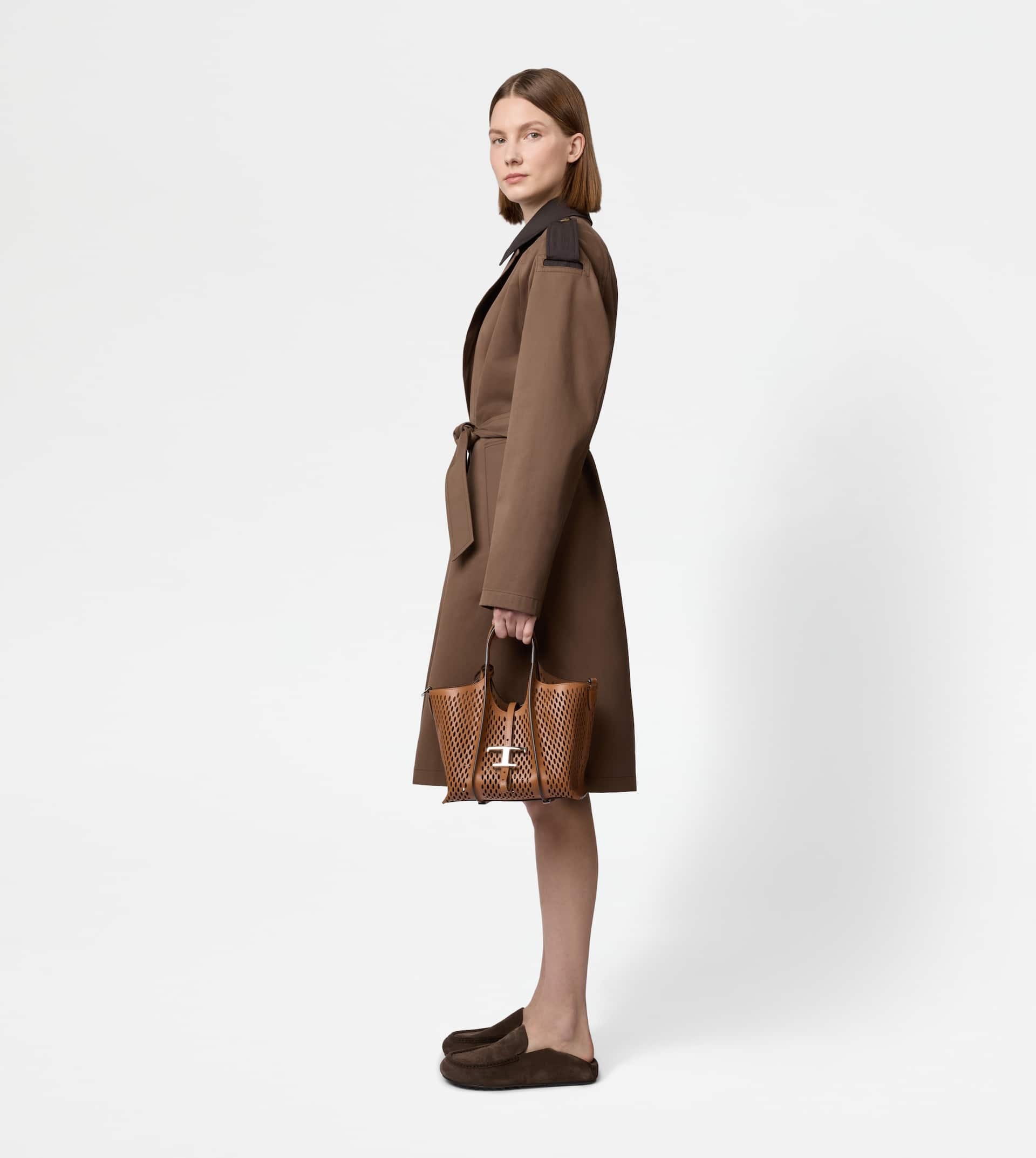 T TIMELESS SHOPPING BAG IN LEATHER MINI - BROWN - 8