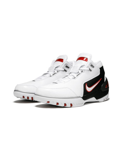 Nike Air Zoom Generation QS sneakers outlook