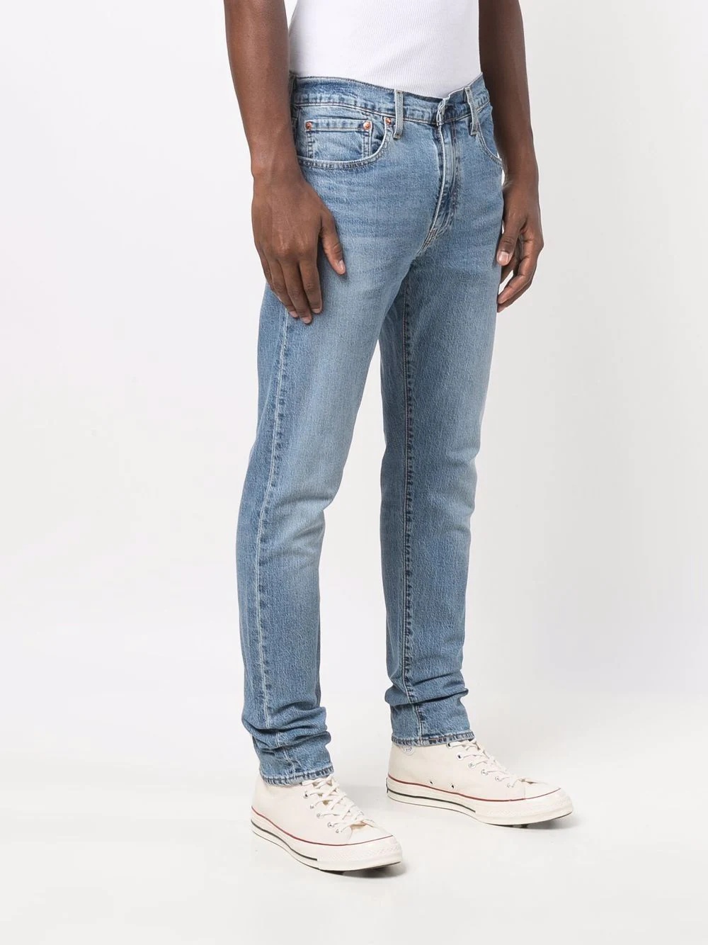 light-wash fitted jeans - 3