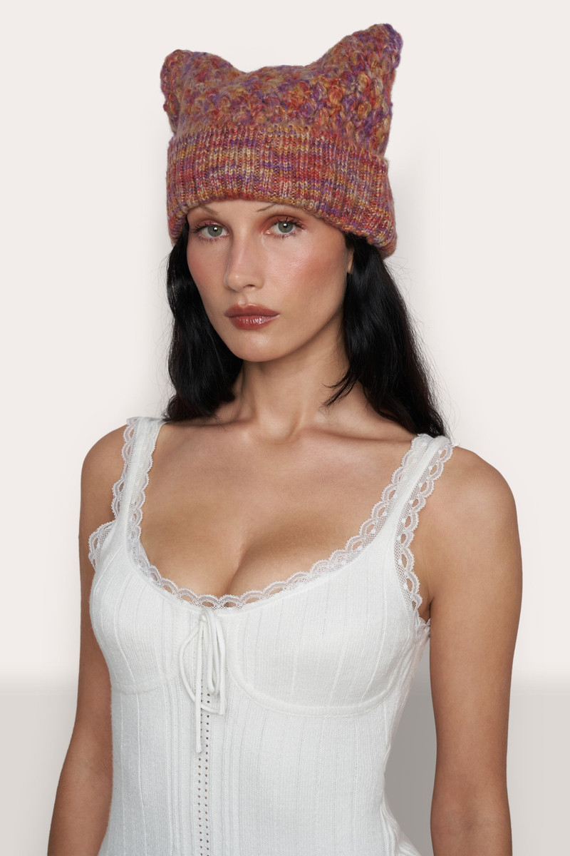 GUIZIO HEART HAT outlook