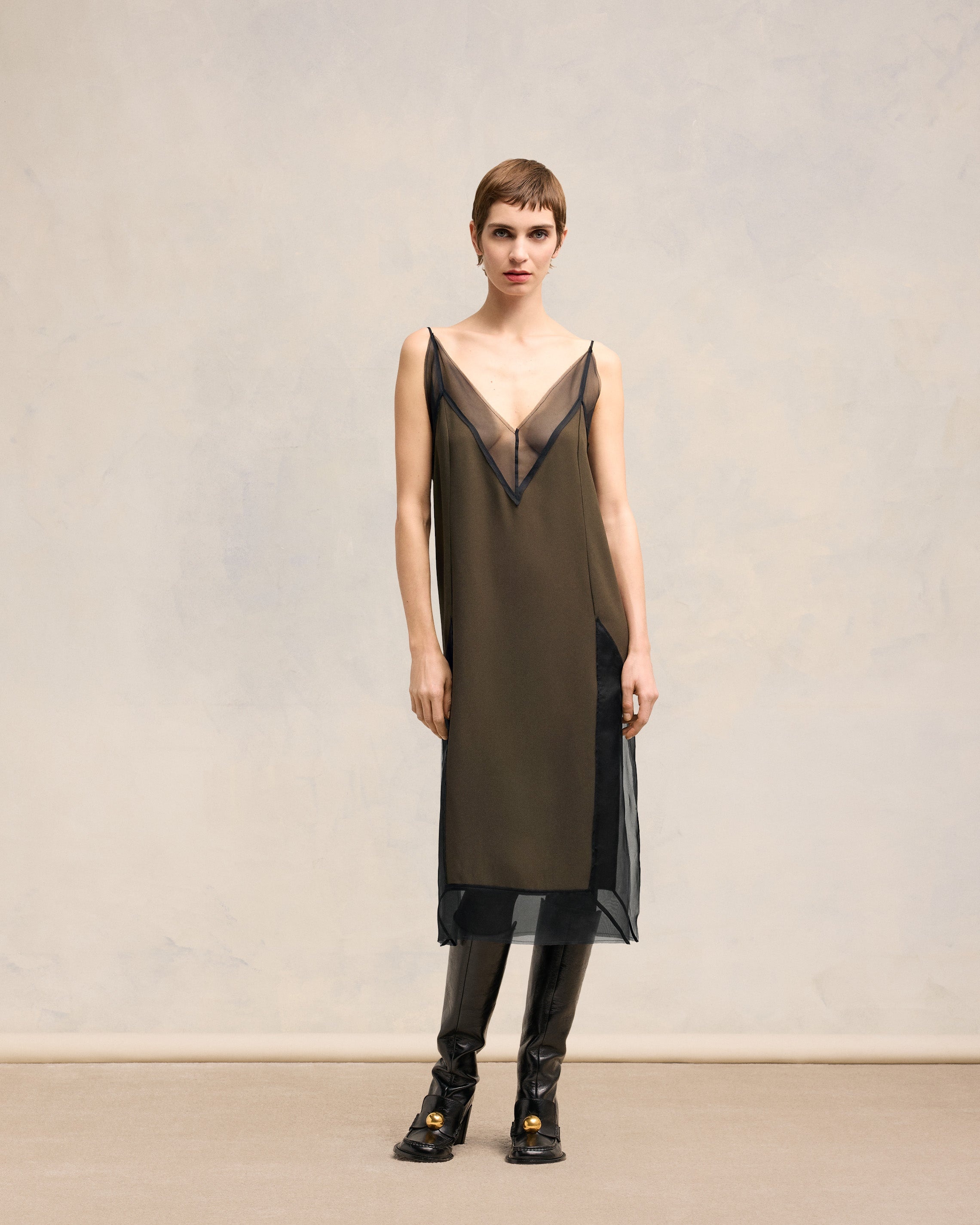 ワンピース AMI PARIS Midi dresses AMI Paris short-sleeve Cotton Midi Dress | Green | FARFETCH JO