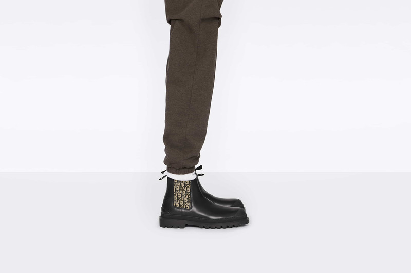Dior Dior Explorer Chelsea Boot outlook
