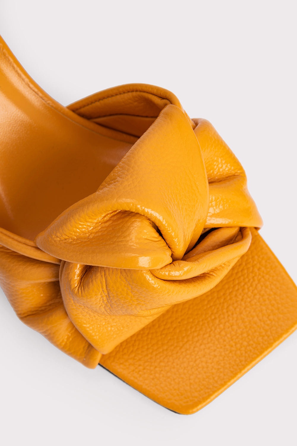 Lana Sunflower Gloss Grained Leather - 6
