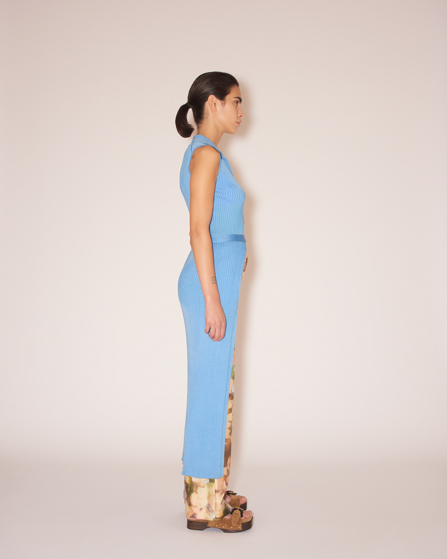AUBREE - Shiny viscose-rib dress - Bright blue - 4
