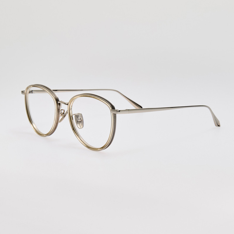 LINDA FARROW Dahlia Optical in Truffle and 22K White Gold outlook