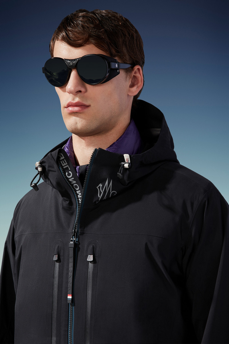 Fuyens Hooded Jacket 4