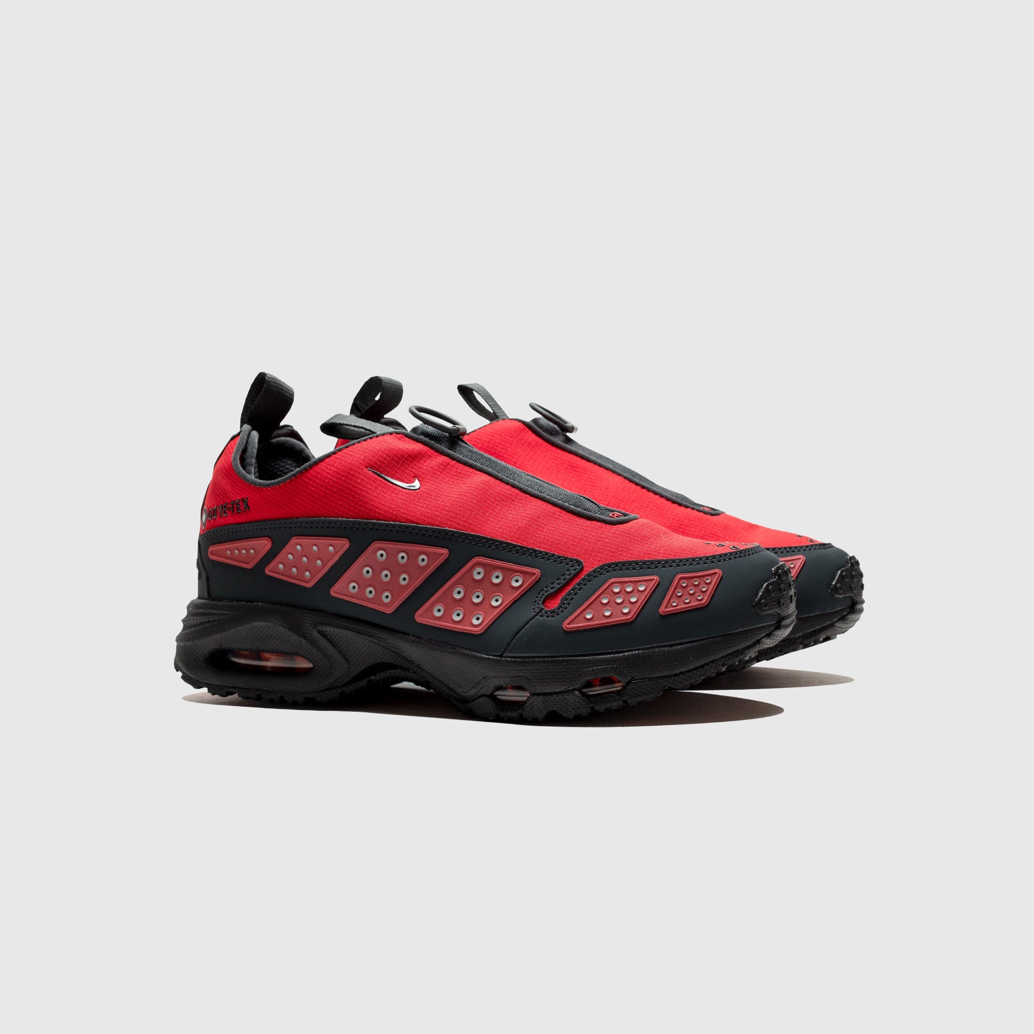 WMNS AIR MAX SUNDER GTX "HYPER CRIMSON" - 2