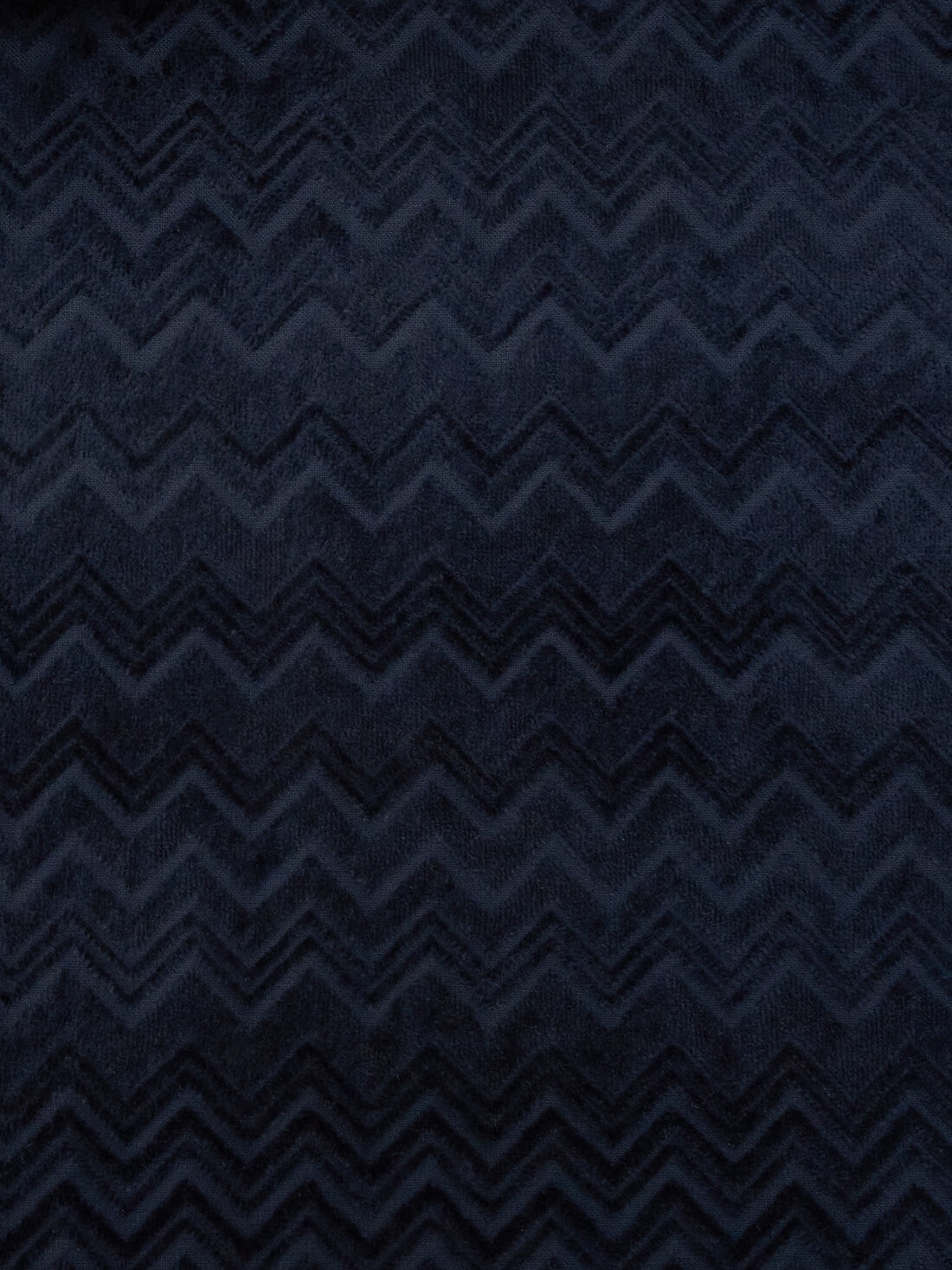 Chalk bathrobe in cotton terry with zigzag pattern - 4