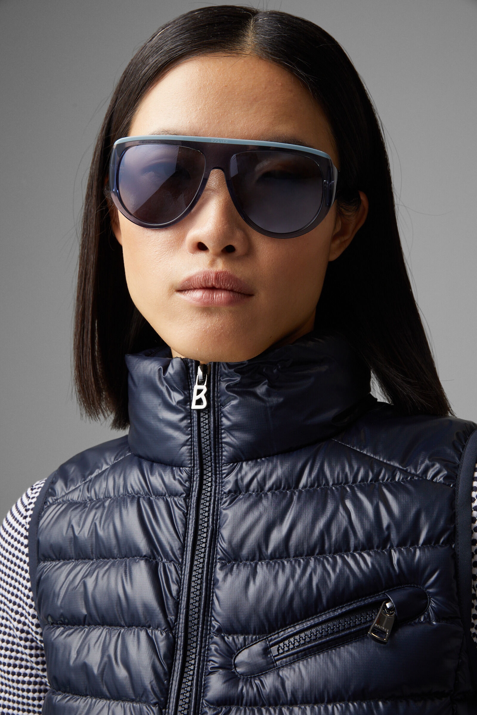 Florisa lightweight down vest in Navy blue - 5