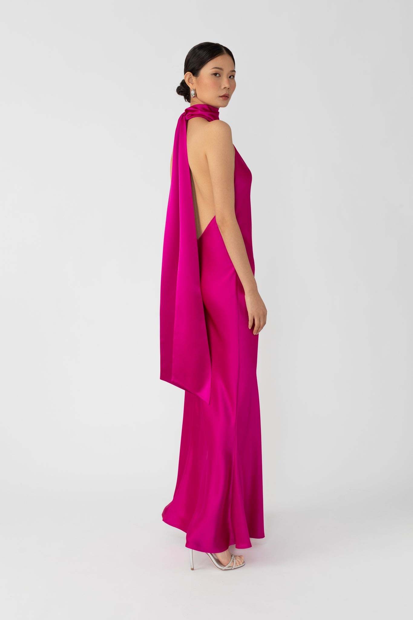 PENELOPE BACKLESS SATIN GOWN - 5