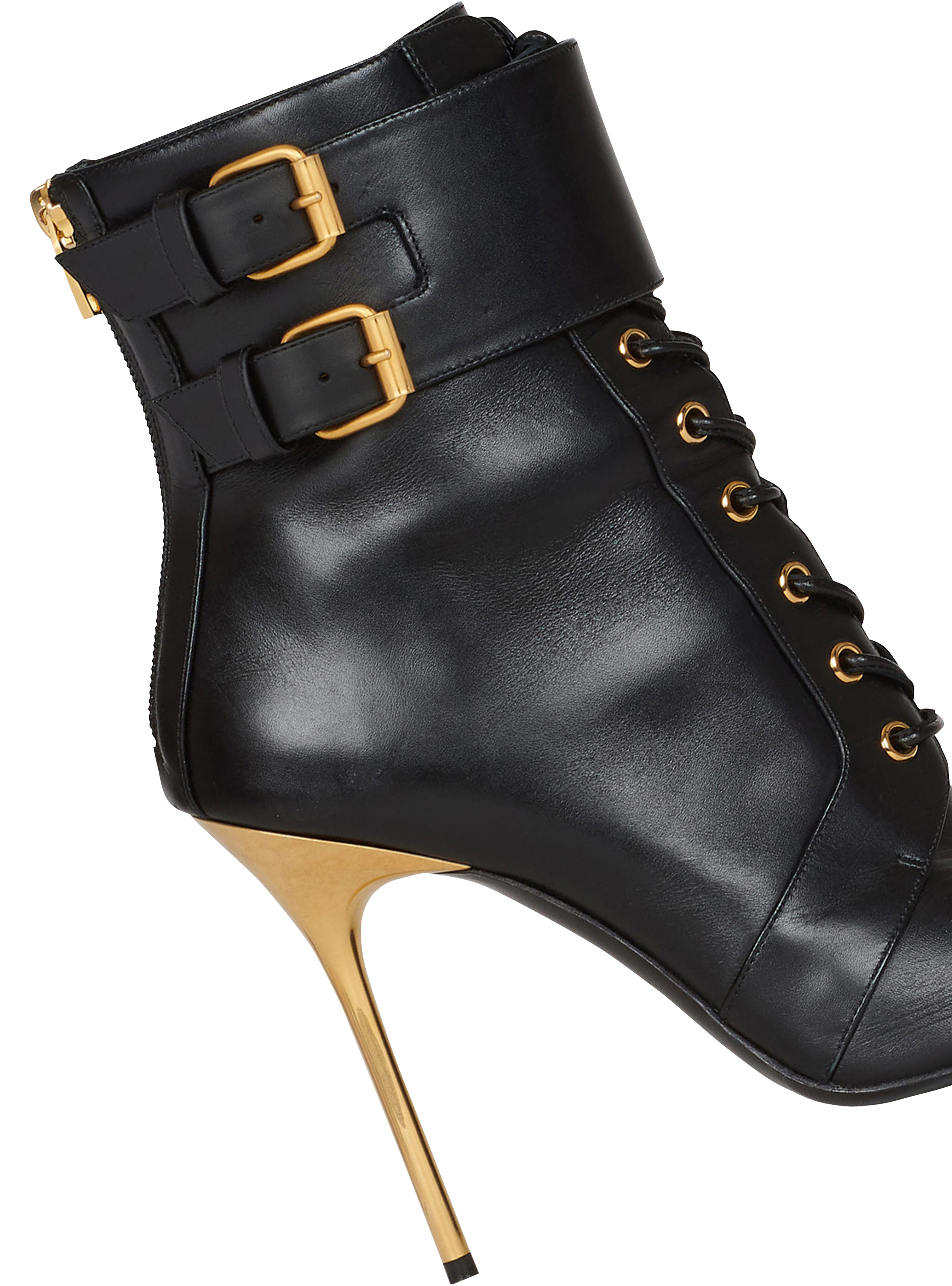 Leather Uria ankle boots - 6