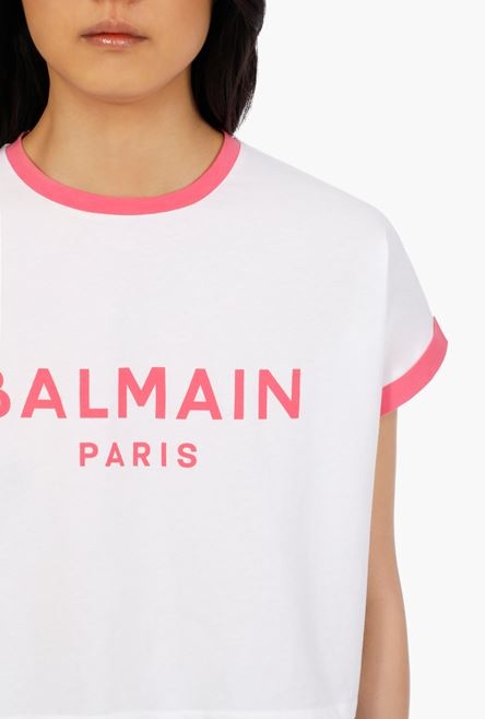 Cropped white cotton T-shirt with flocked pink Balmain logo - 6