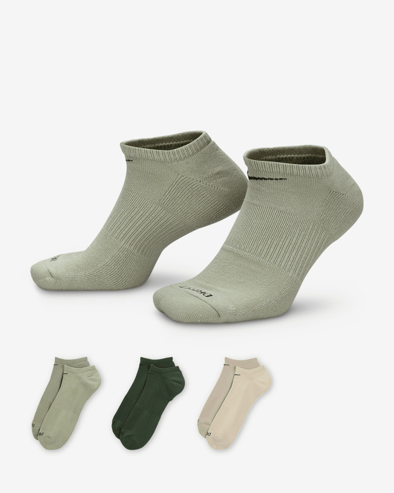 Nike Everyday Plus Cushion Training No-Show Socks (3 Pairs) 1