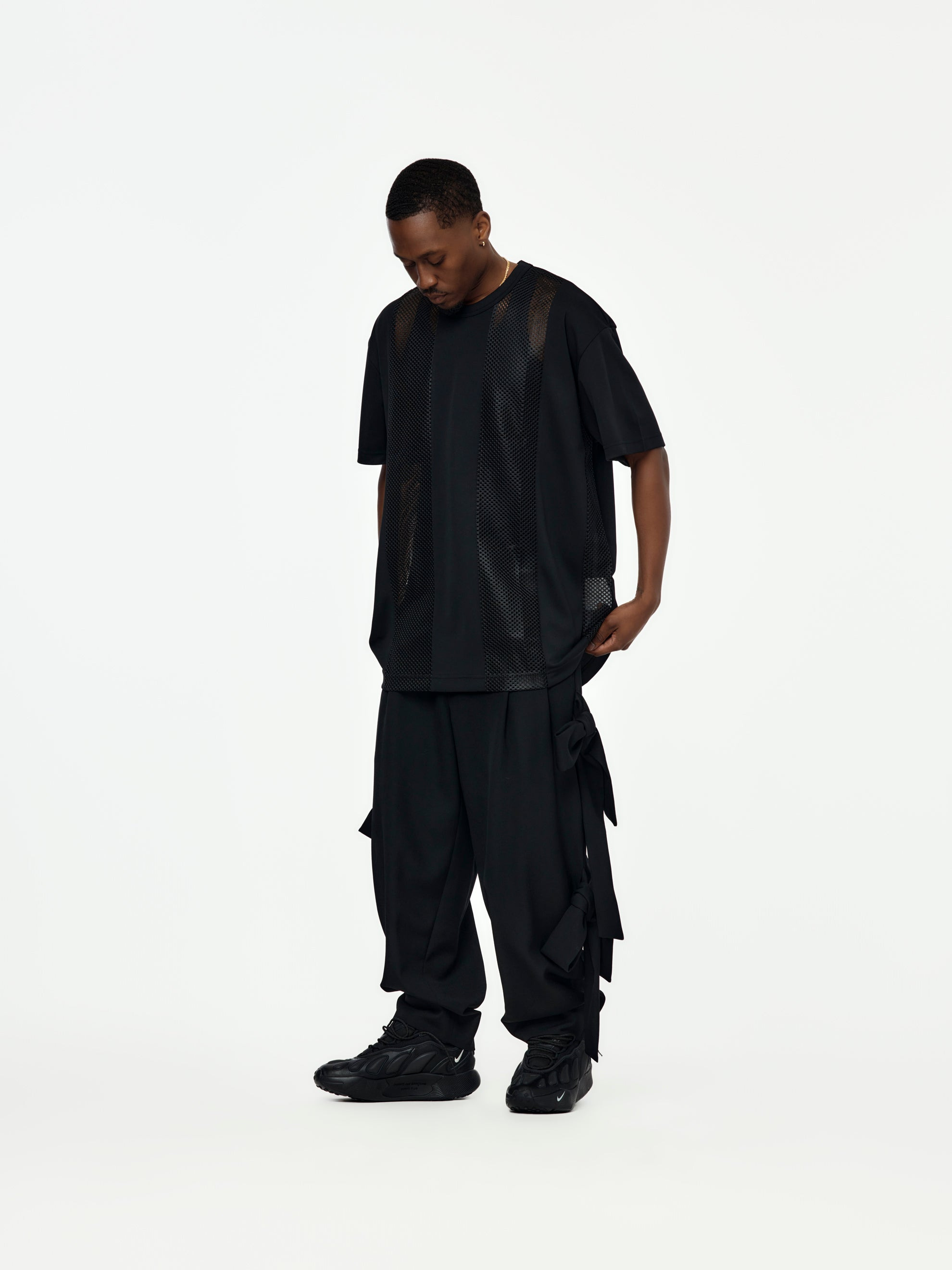 COMME DES GARÇONS HOMME PLUS WOOL GABARDINE KNOT TROUSERS (BLACK) - 6