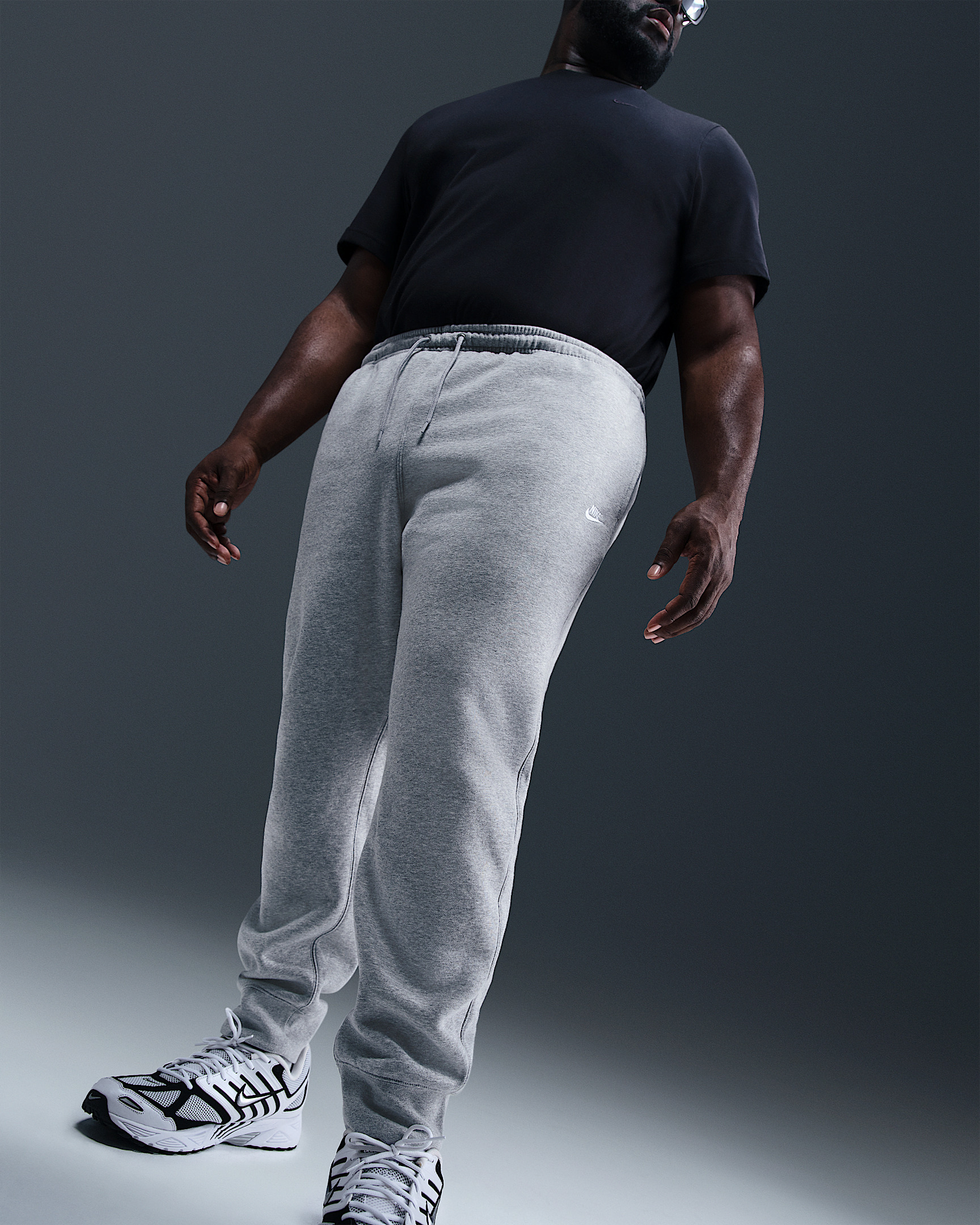 Nike Club Men's Joggers - 10