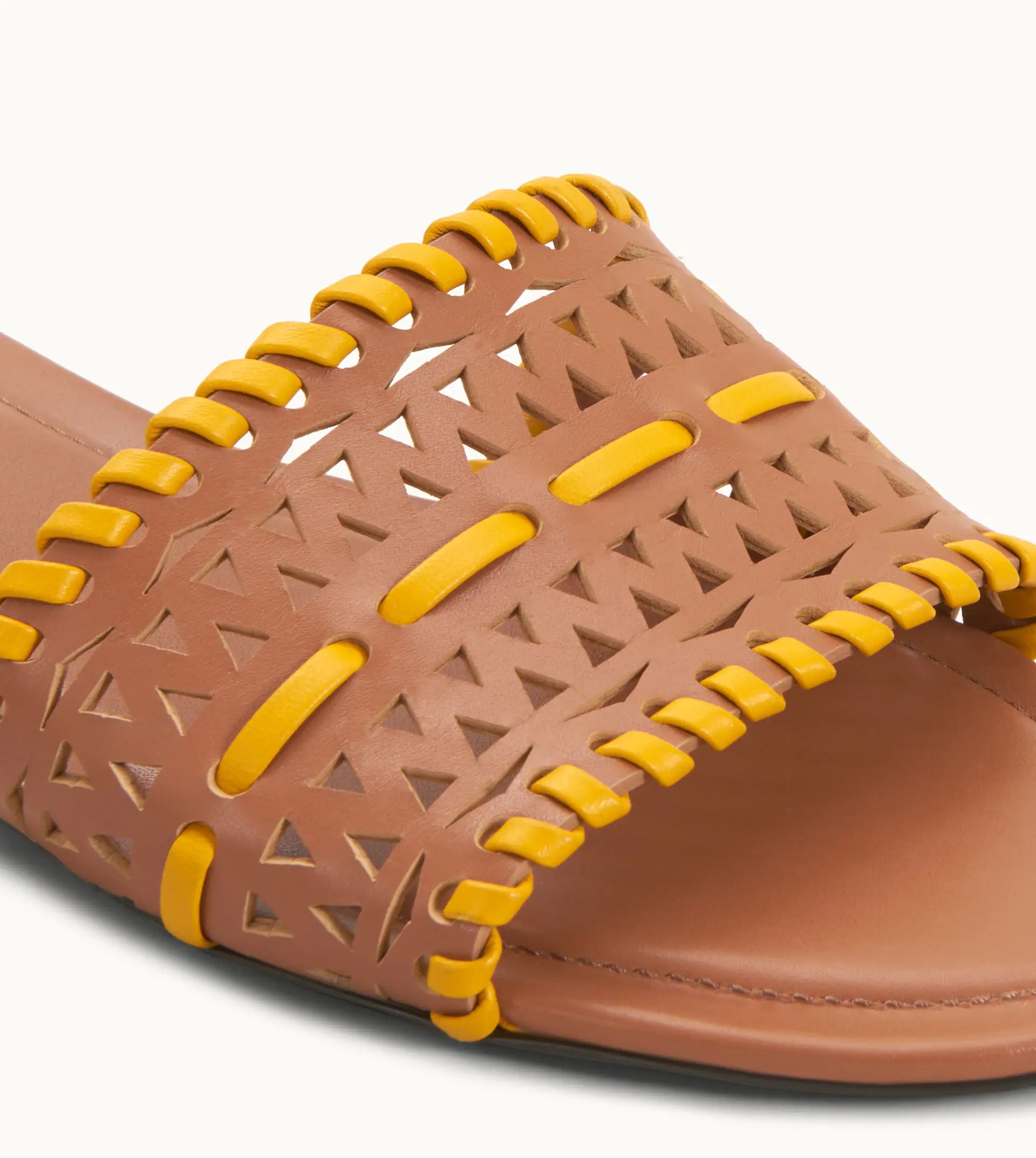 SANDALS IN LEATHER - YELLOW, BROWN - 7