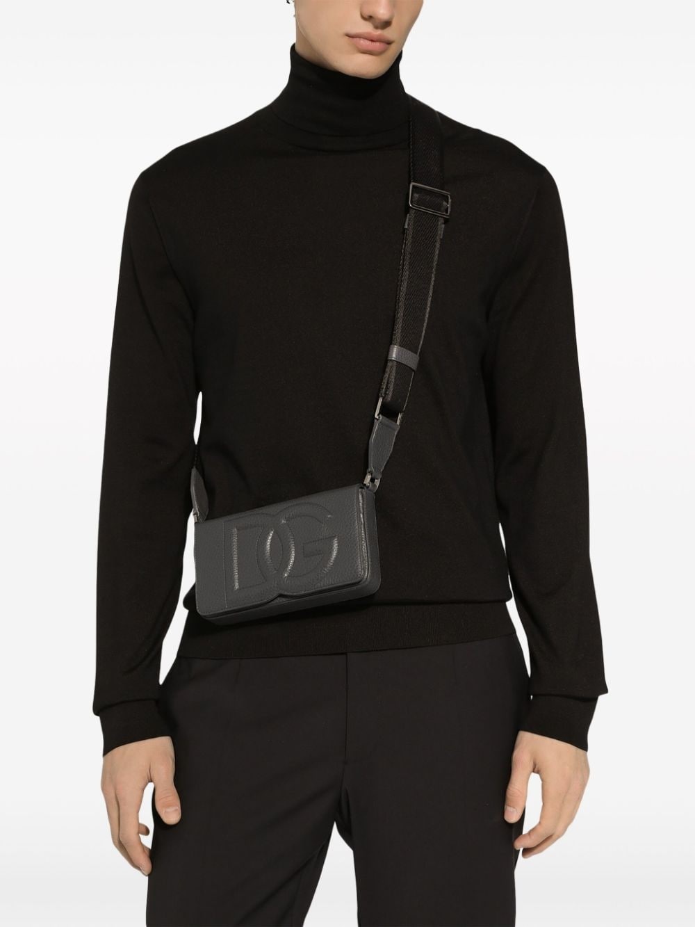 logo-embossed leather shoulder bag - 2