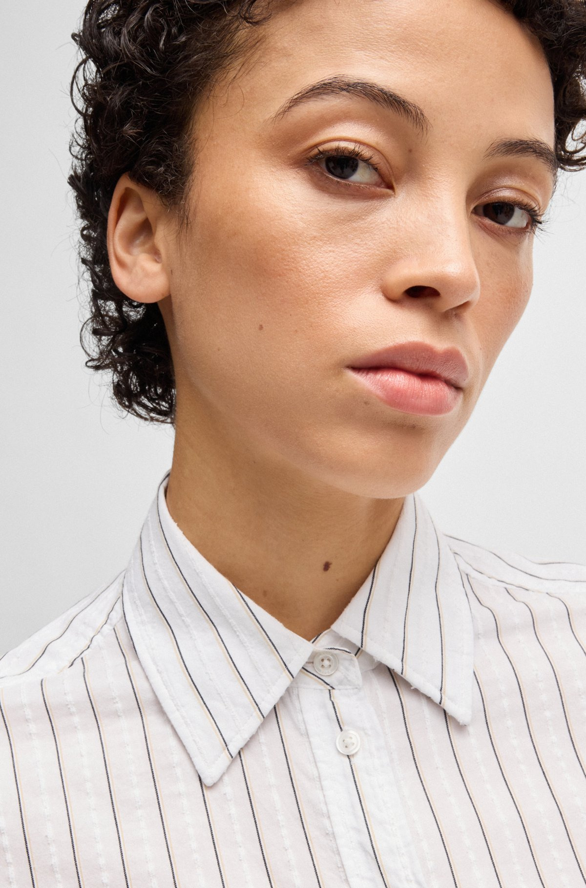 REGULAR-FIT BLOUSE IN A STRIPED COTTON BLEND - 4