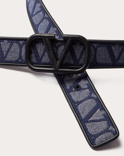 Valentino DENIM-EFFECT JACQUARD TOILE ICONOGRAPHE BELT WITH LEATHER DETAILS outlook