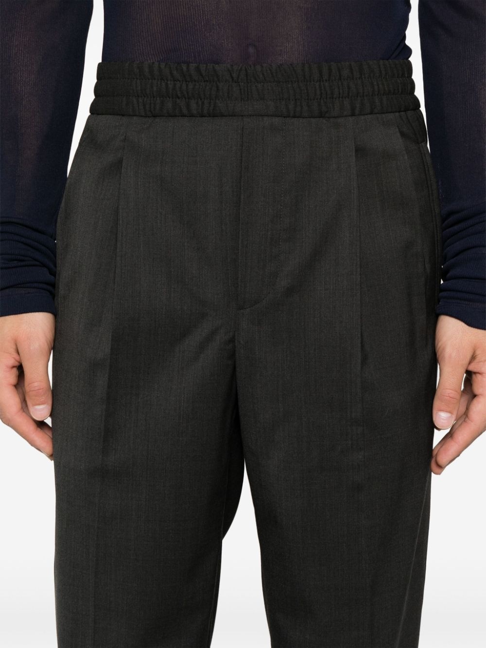 pleat-detail tapered trousers - 5