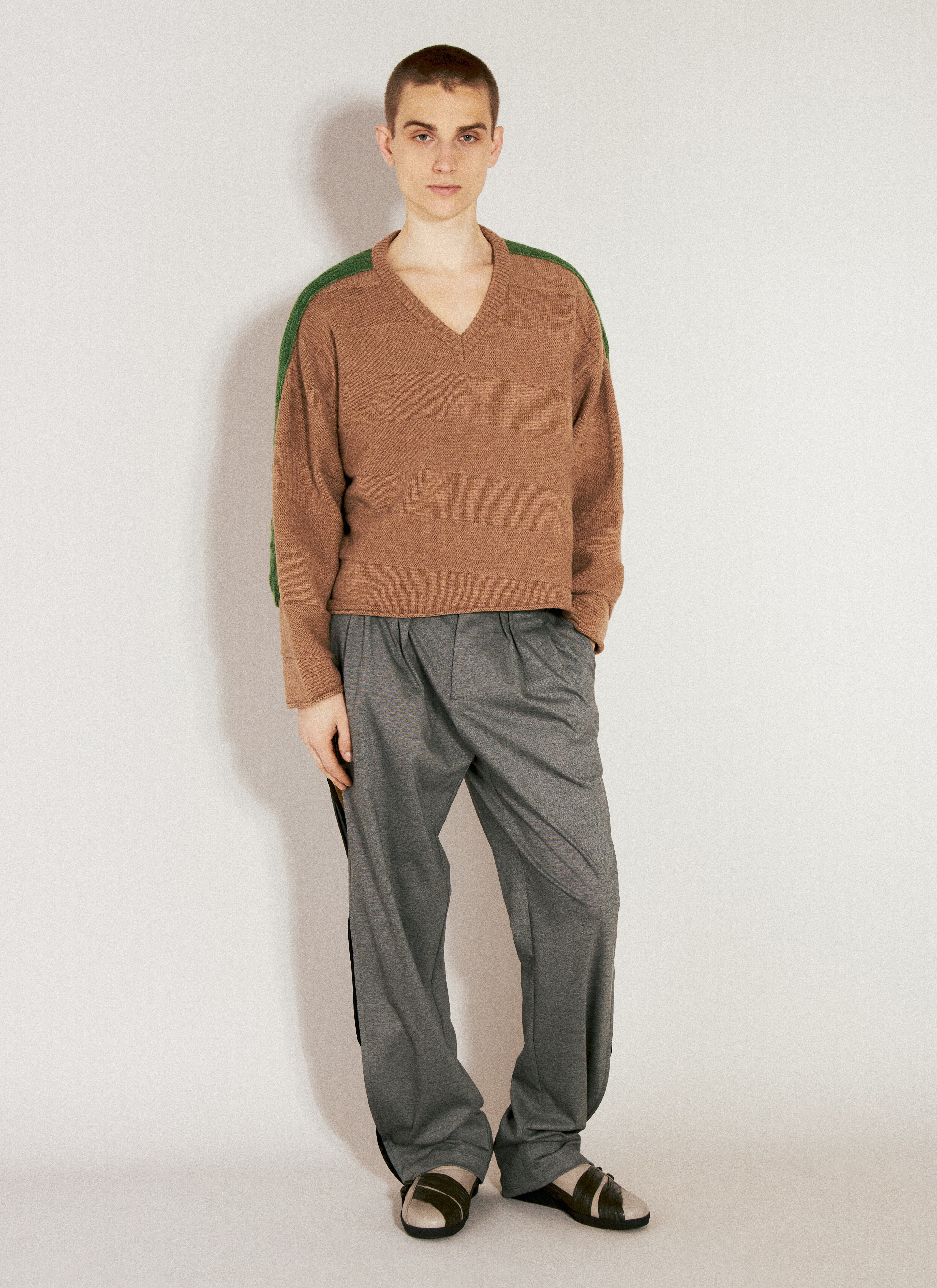 Delian V-Neck Sweater - 2